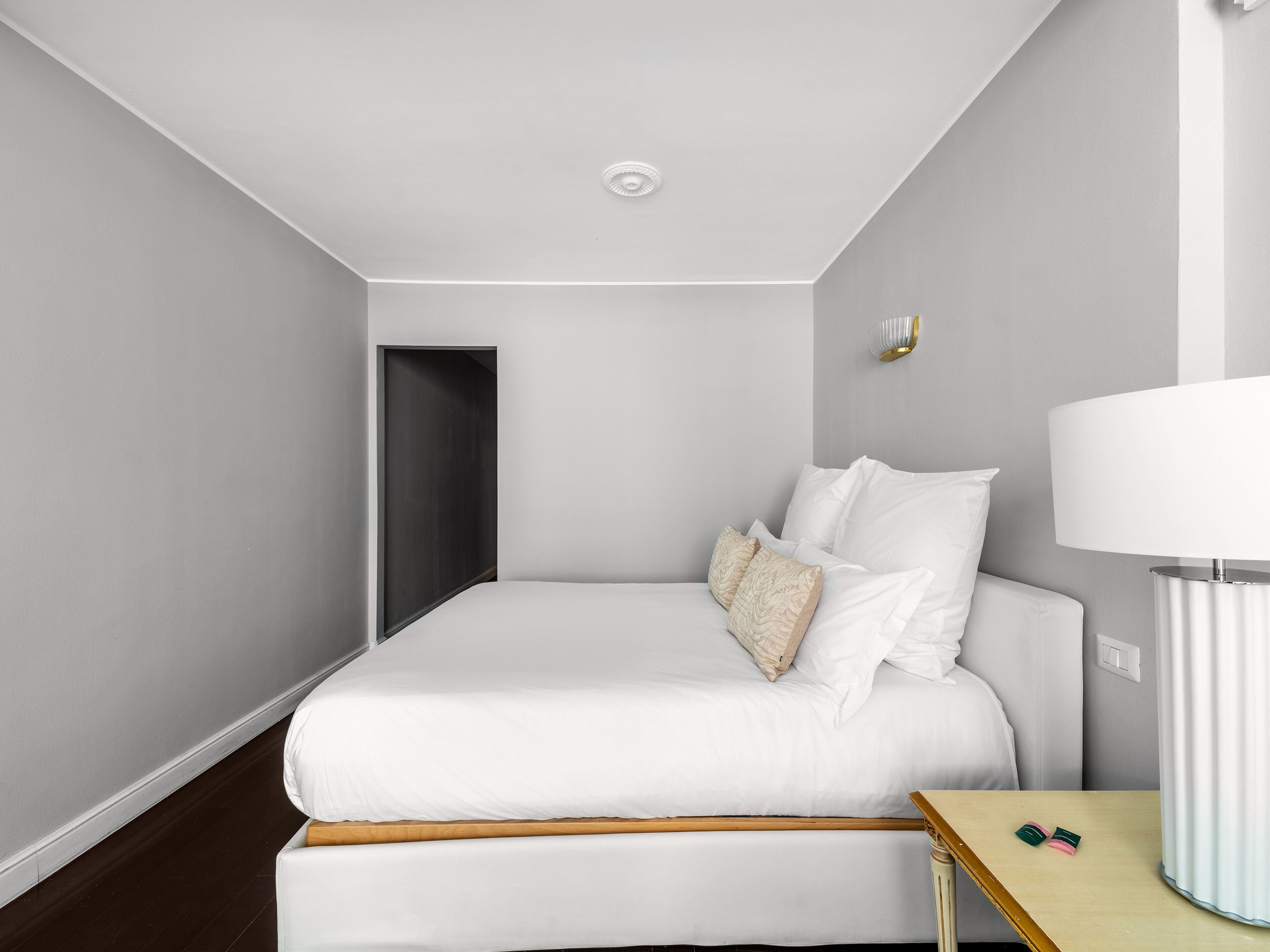 Adore Rooms & Apartments
