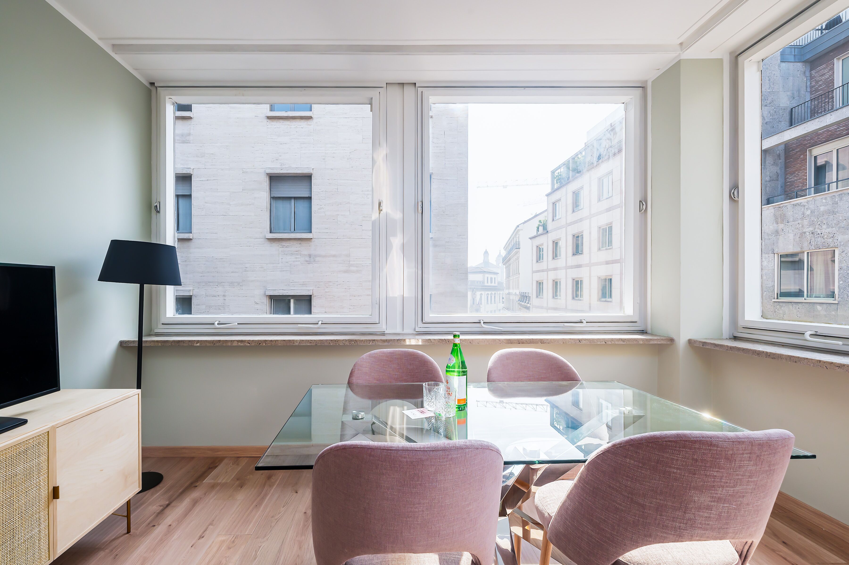 Adore Rooms & Apartments