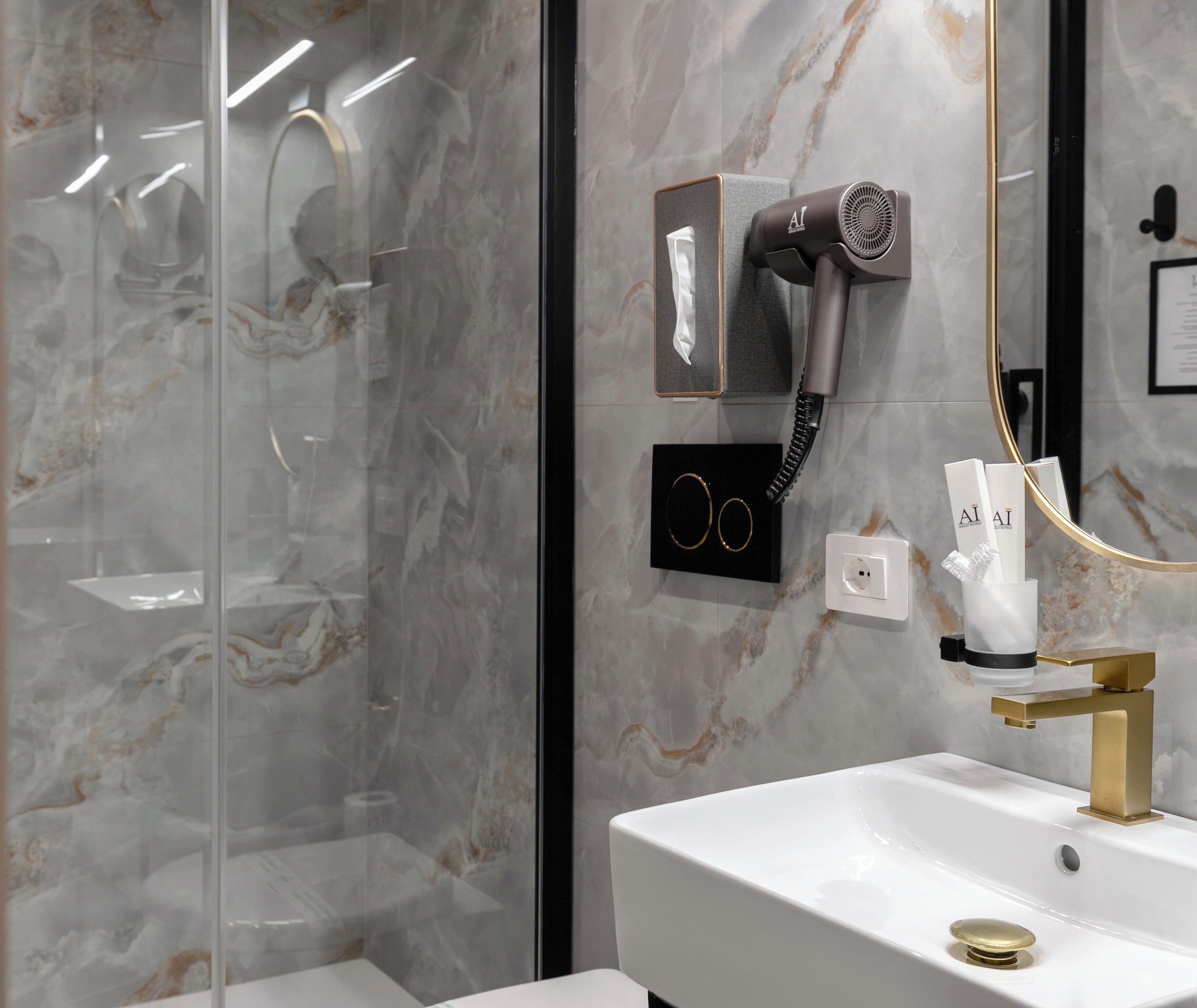 AH - Duomo Signature