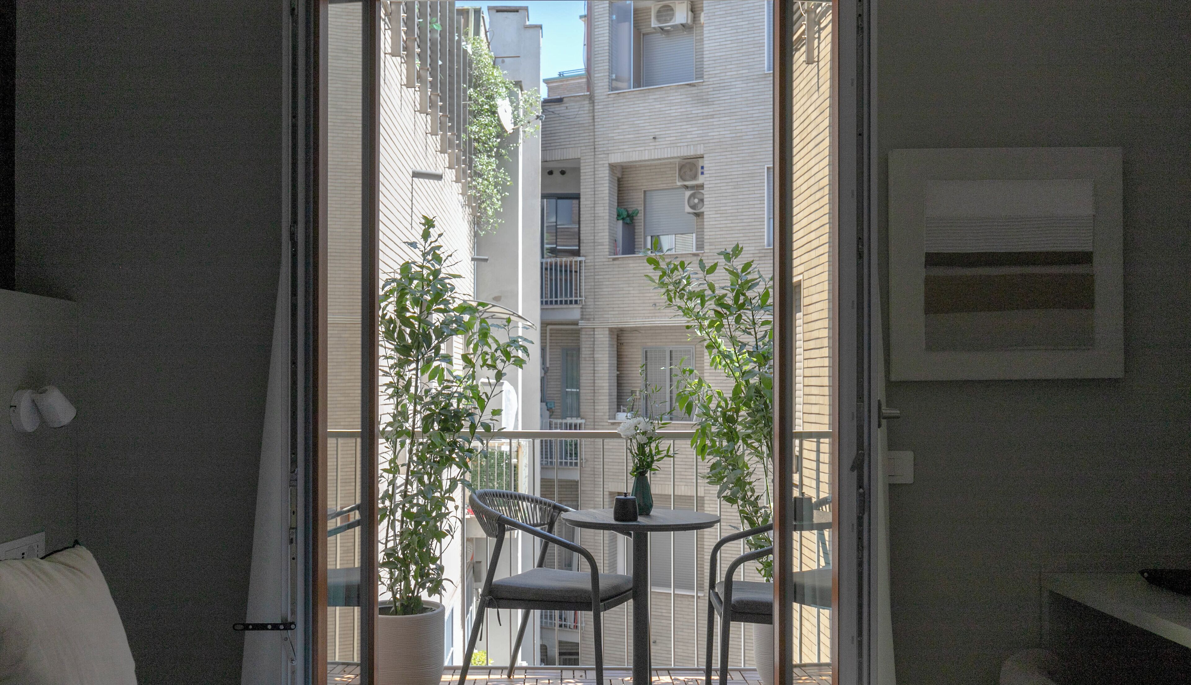 AH - Duomo Signature