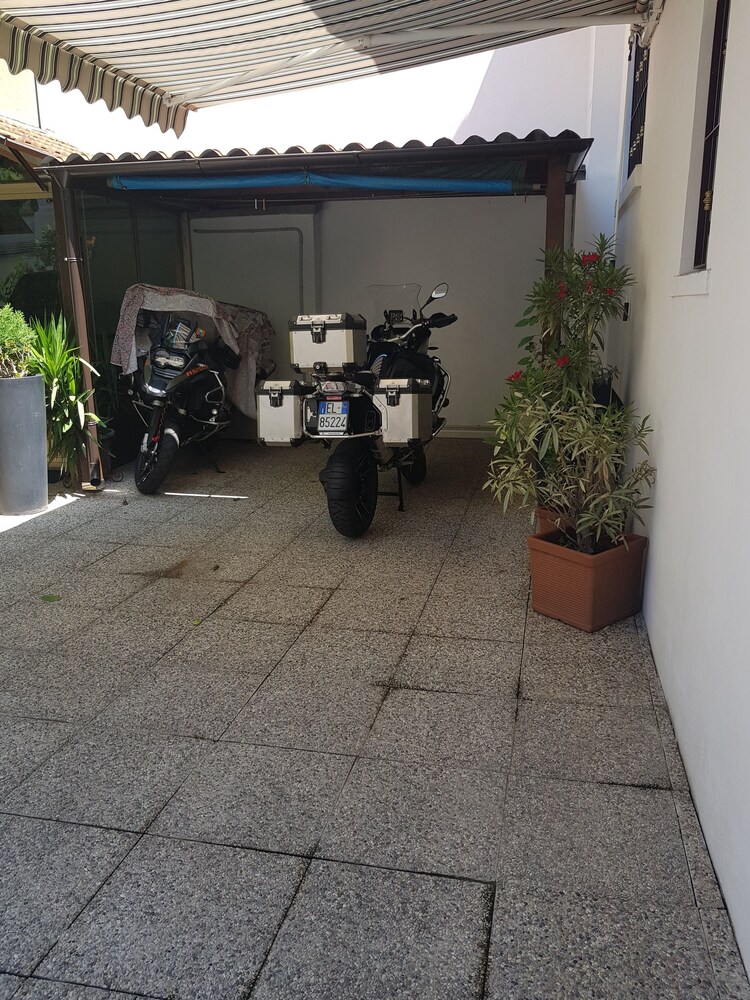 B&B SanSiro