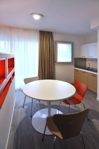 BB Hotels Aparthotel Arcimboldi