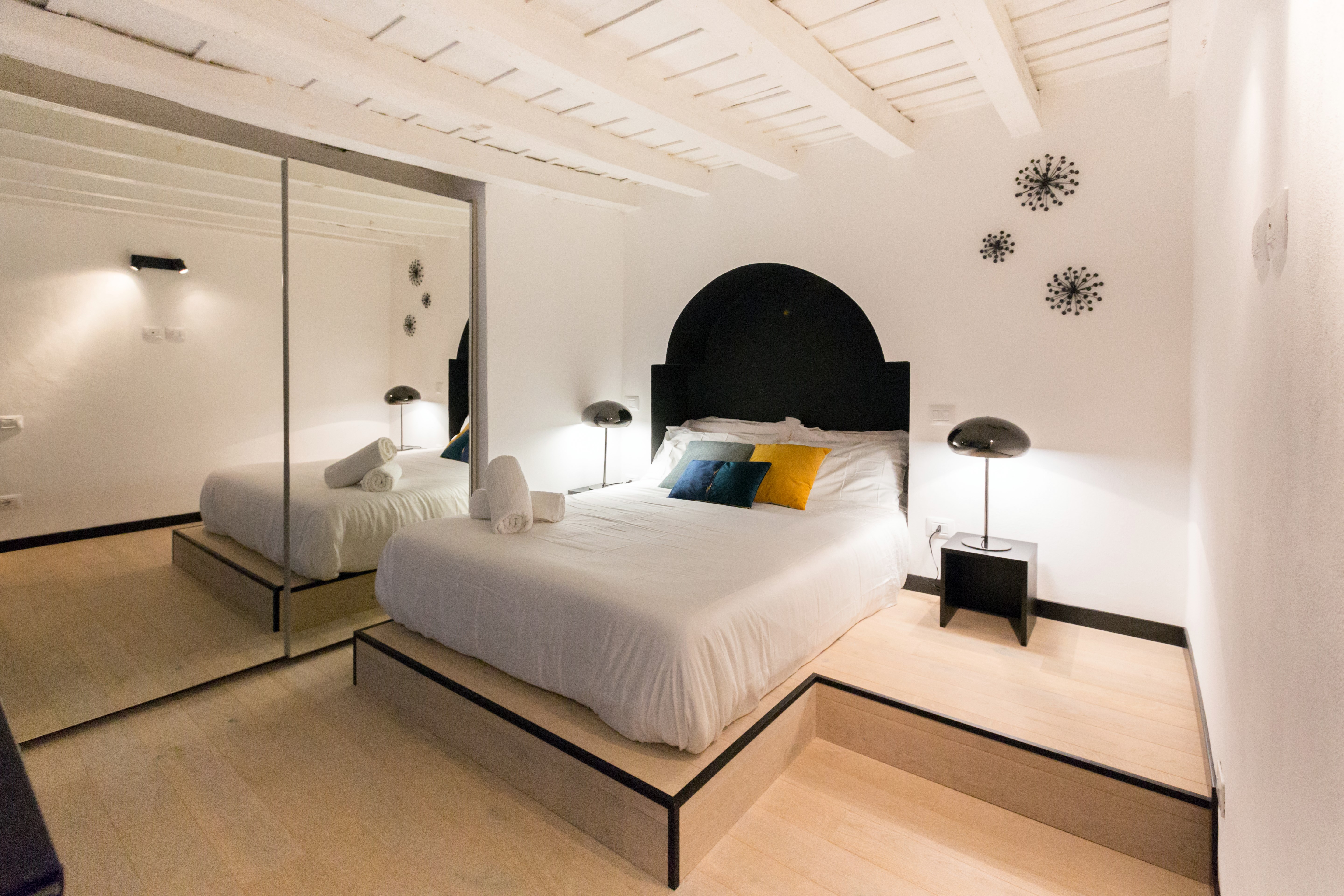 Conoi Apartments
