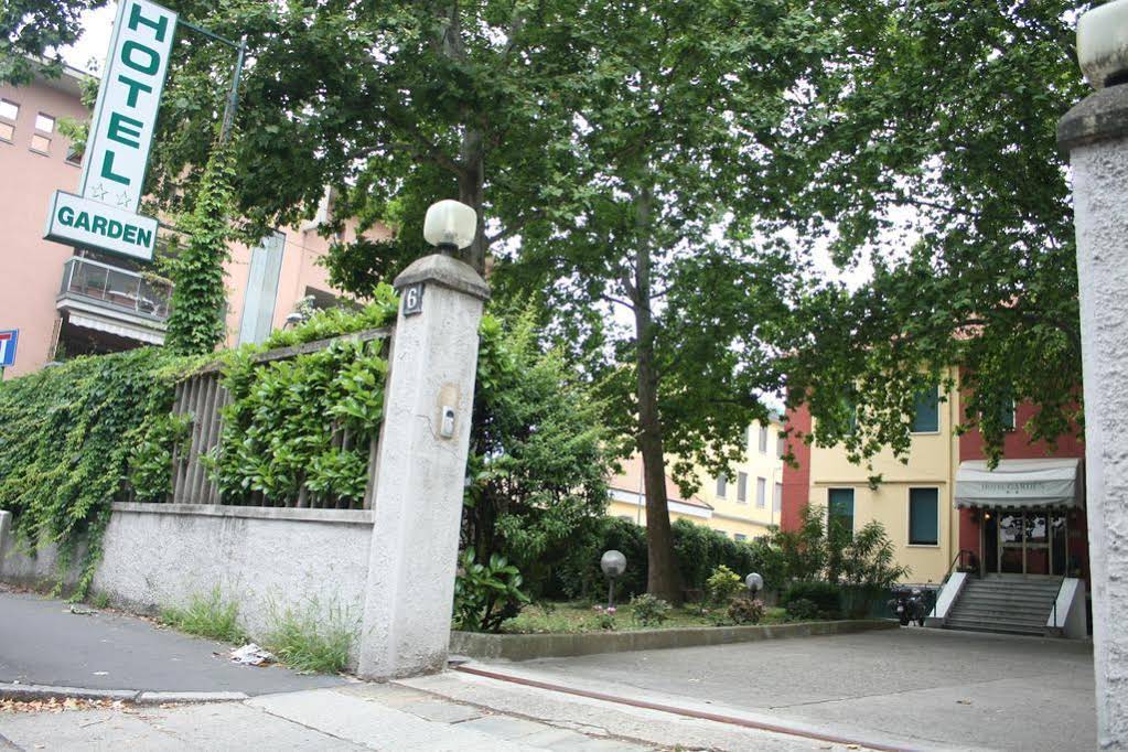 Garden Hotel