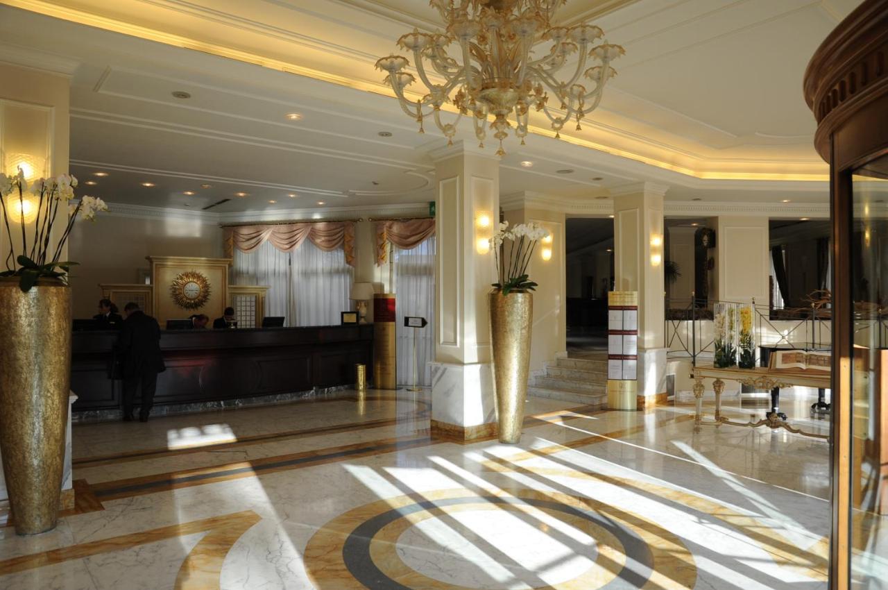Grand Visconti Palace