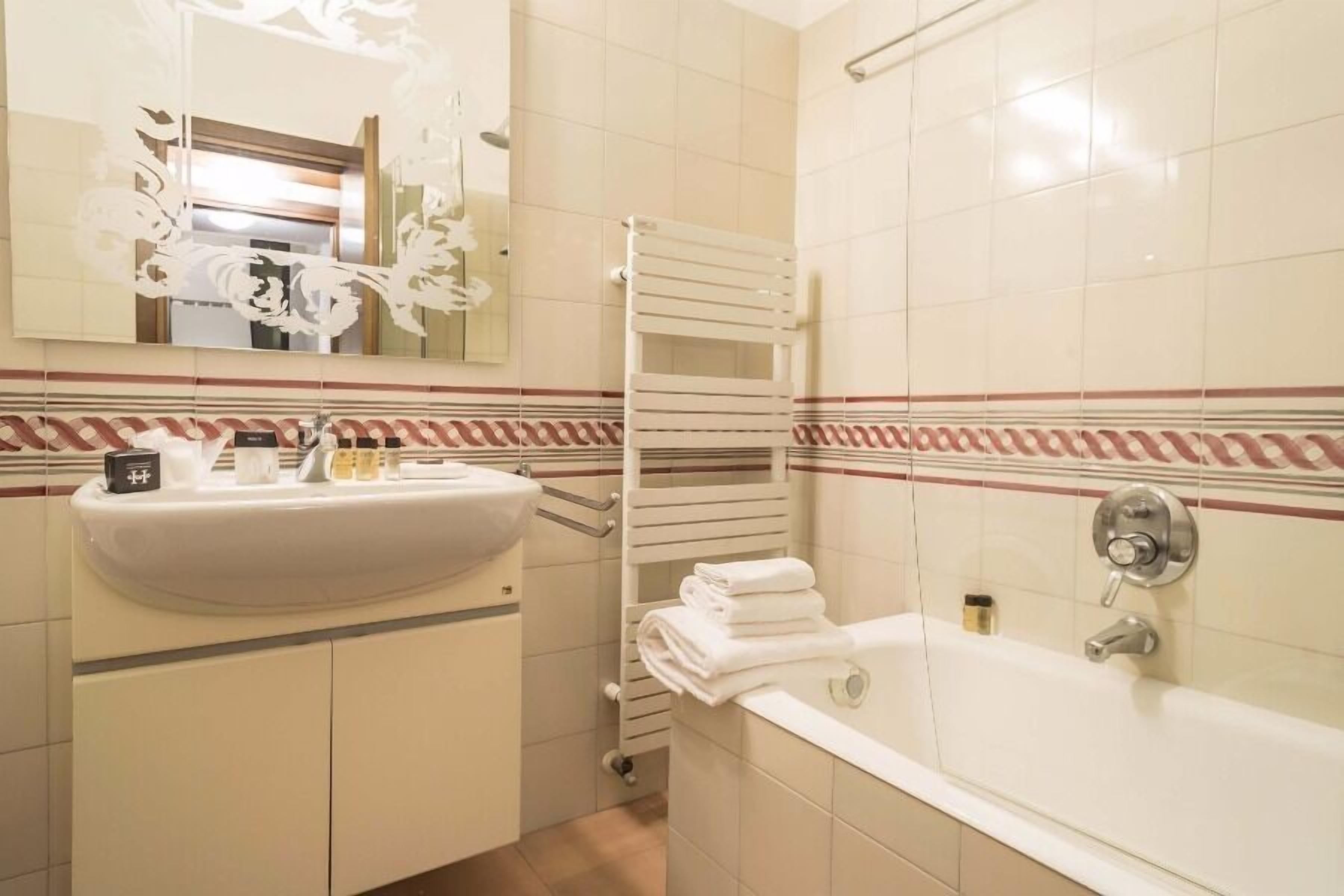 Hemeras Boutique House Bollo