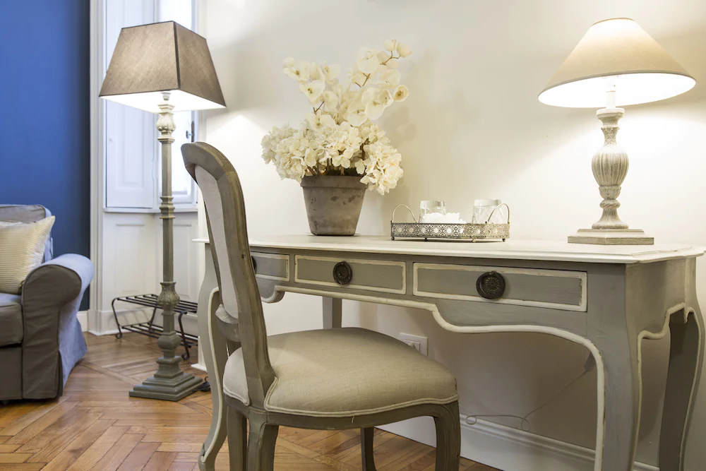 Household - Settembrini 17