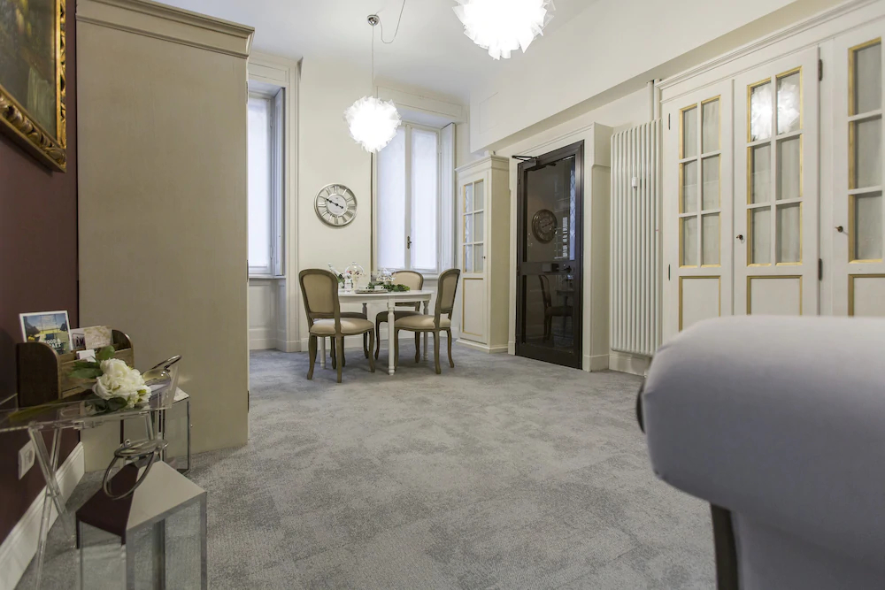 Household - Settembrini 17