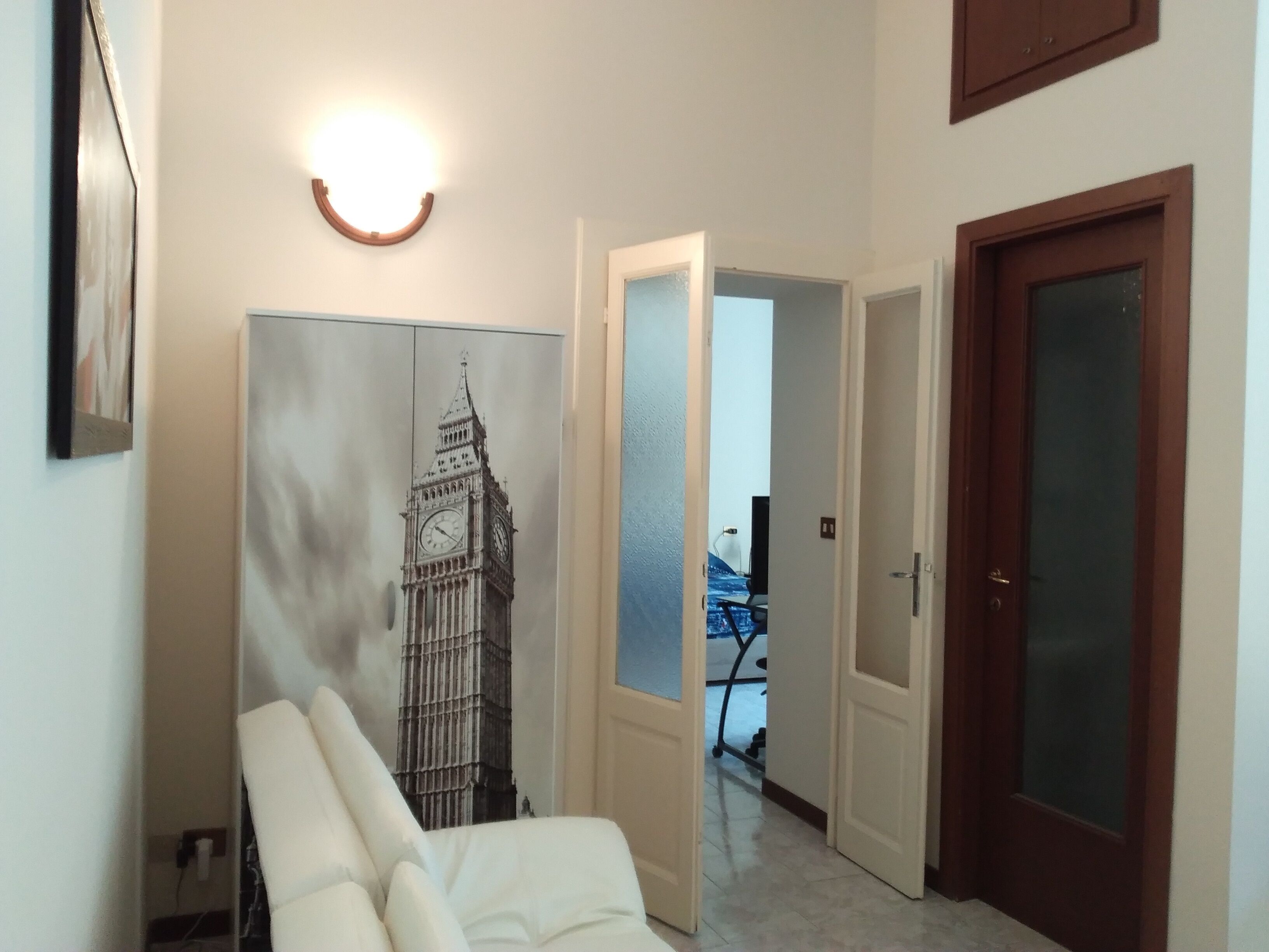 Kibilu - Viale Bligny Red