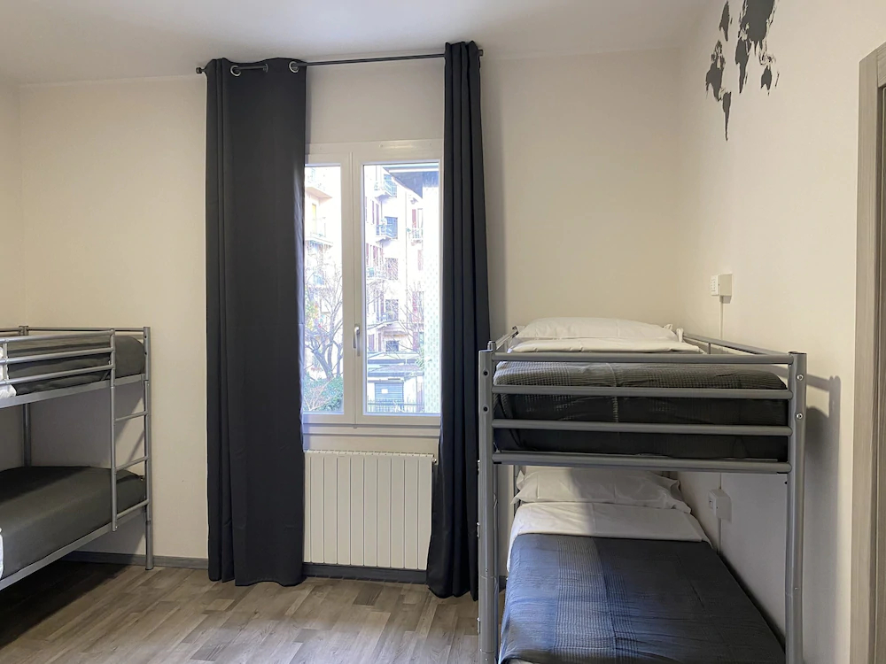 Newtown Hotel - Hostel