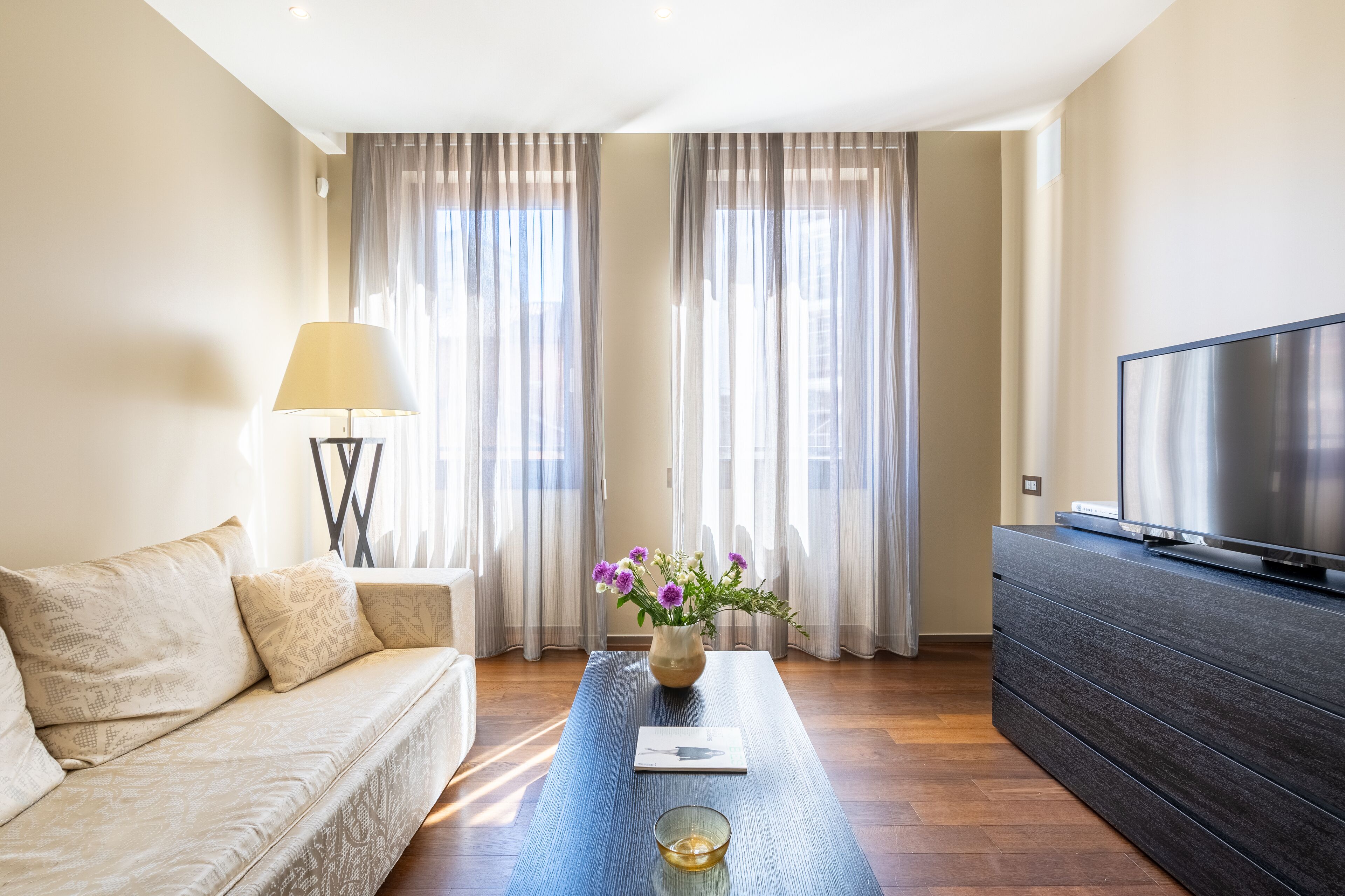 NJ Hotels & Apartments San Pietro all’Orto 6