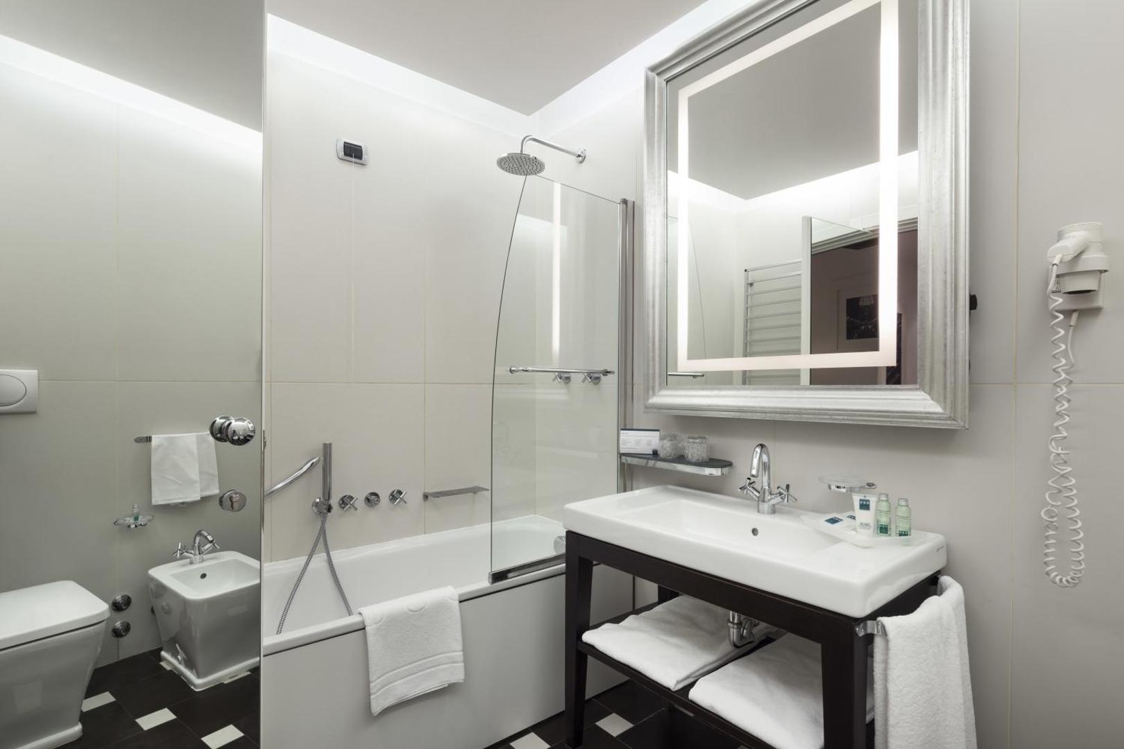 UNAHOTELS Cusani Milano