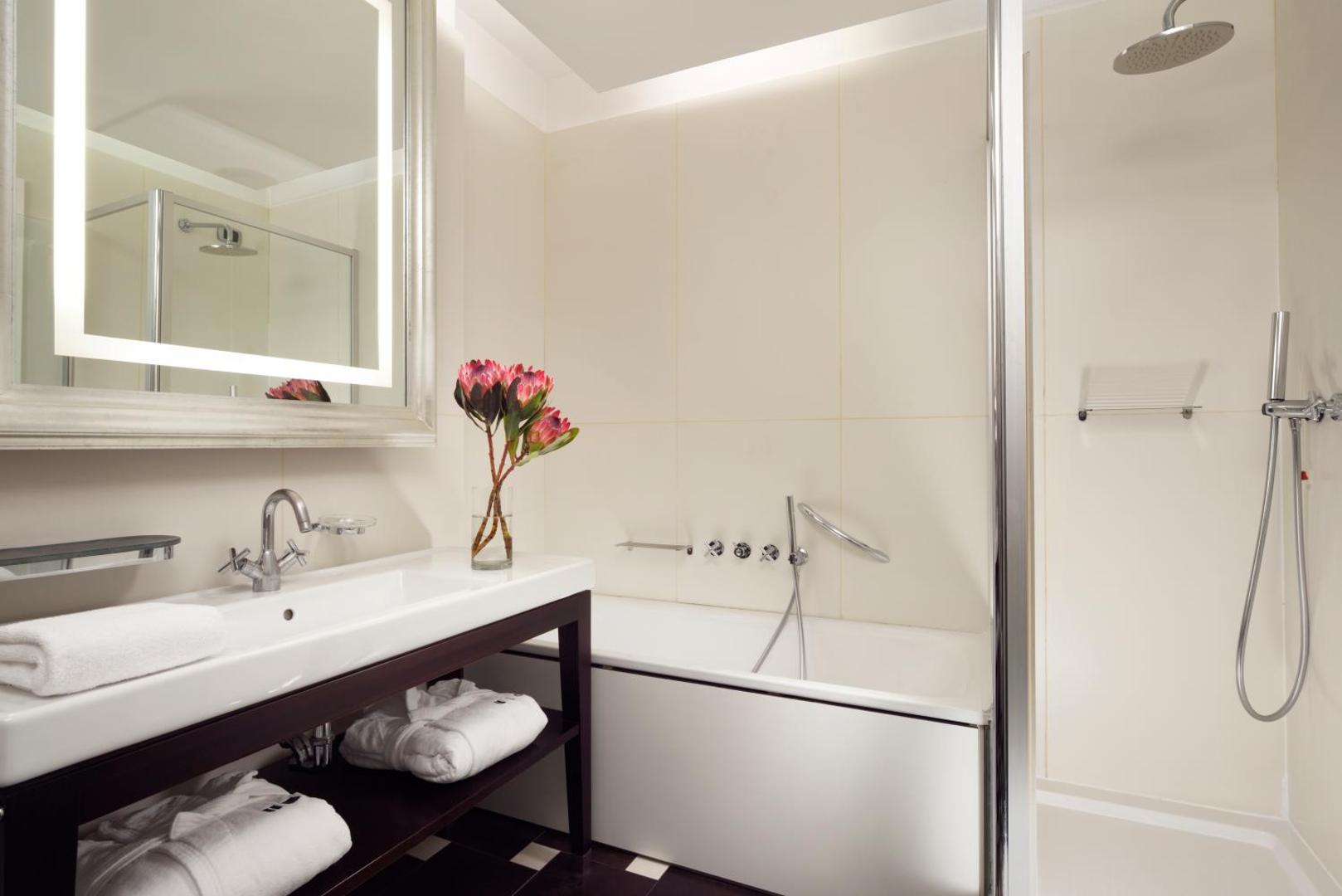 UNAHOTELS Cusani Milano