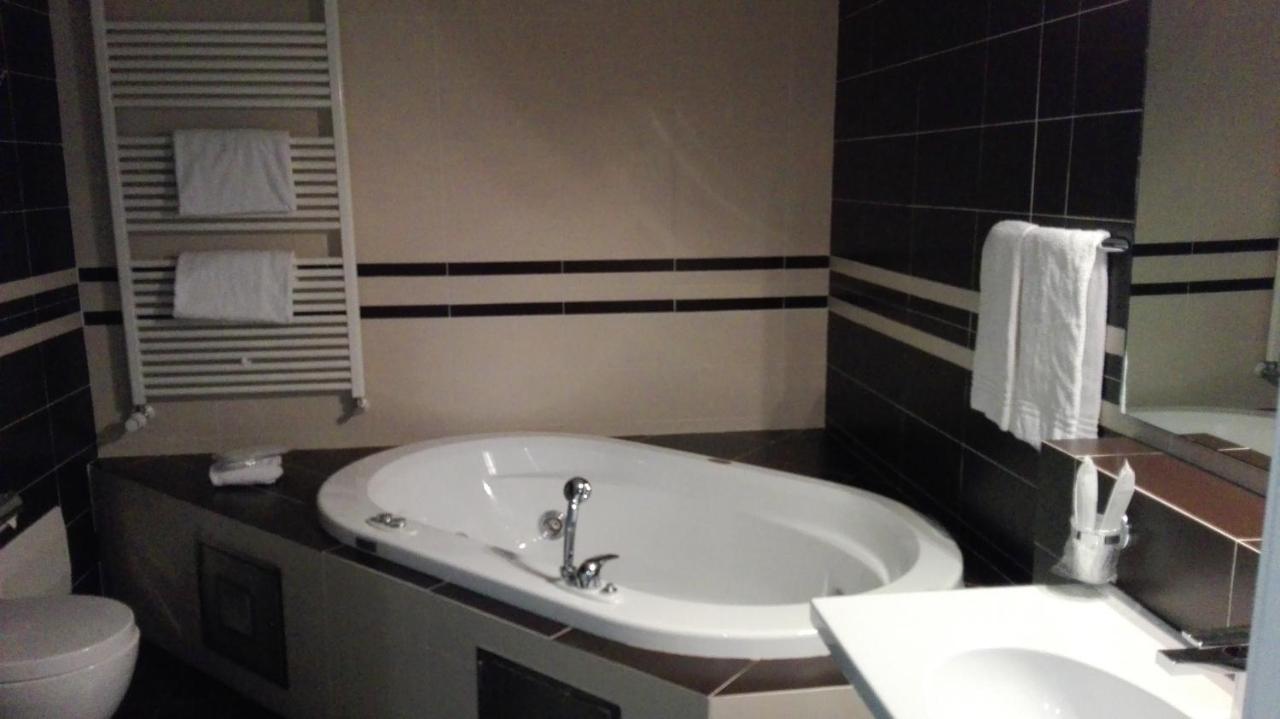 Hotel D120