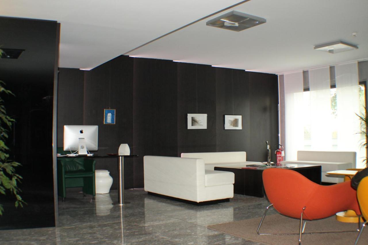 Hotel D120