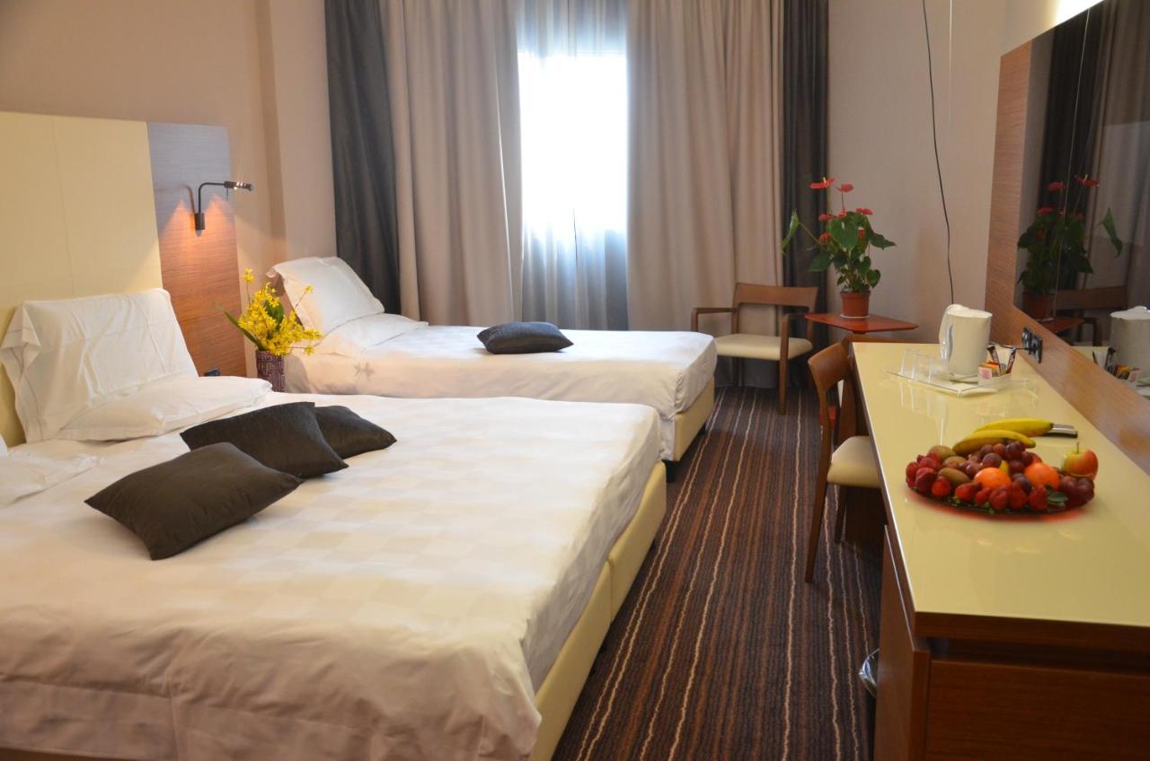 Hotel D120
