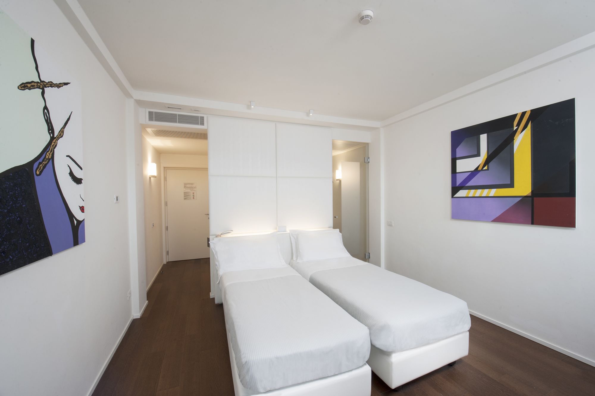 MO.OM Hotel