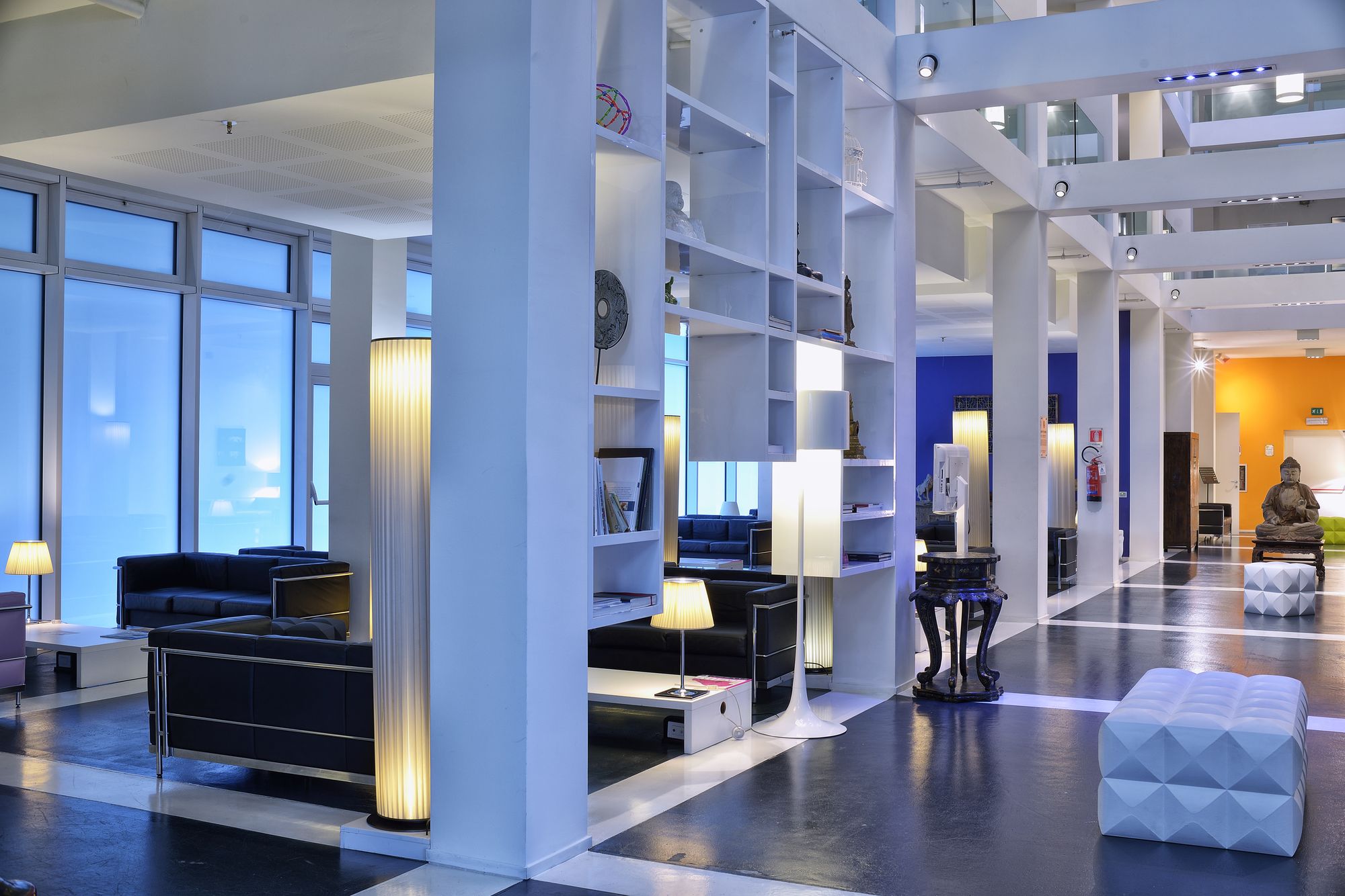 MO.OM Hotel