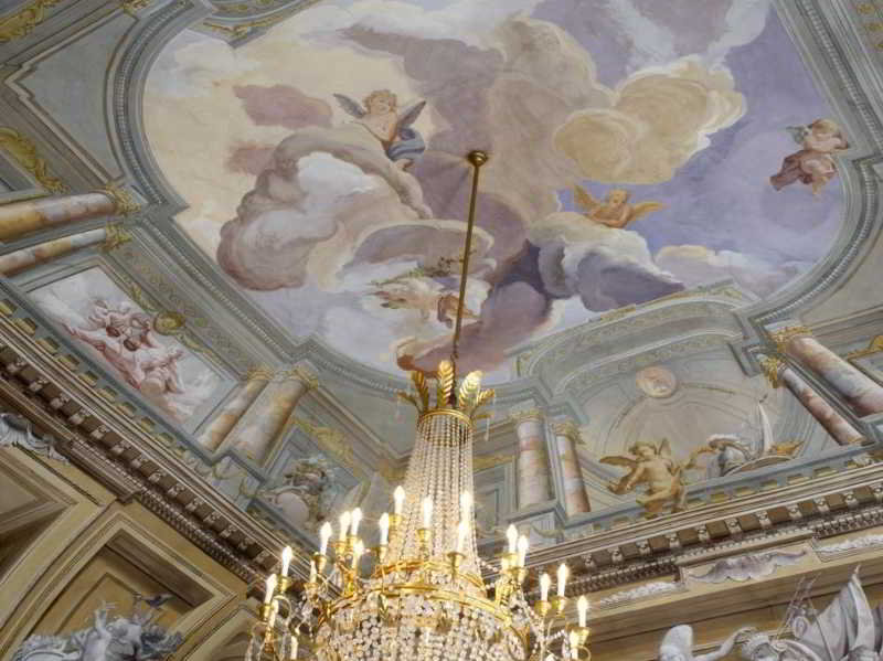 Villa Fenaroli Palace