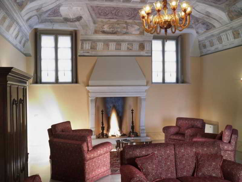 Villa Fenaroli Palace
