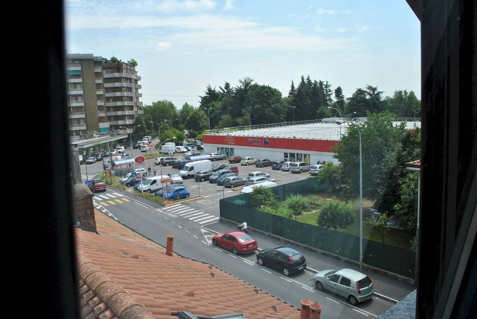 Expo Residence