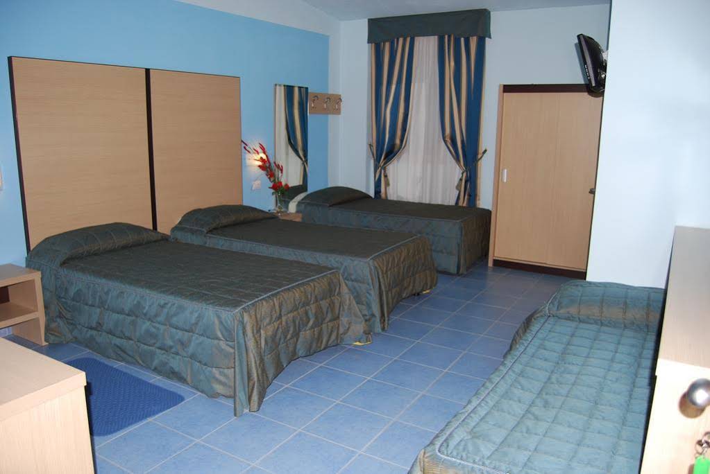 Hotel Fiera RHO