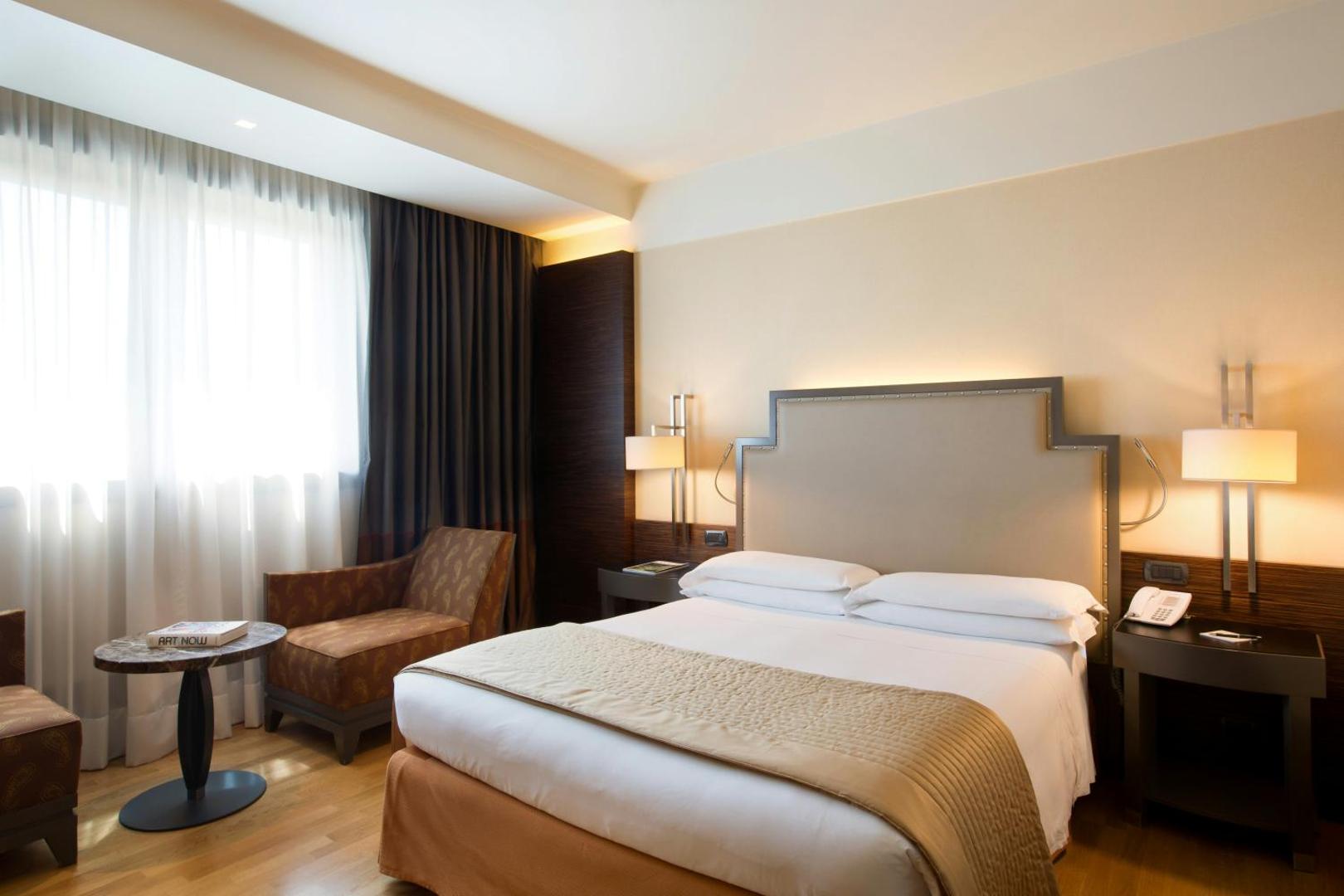Starhotels Grand Milan