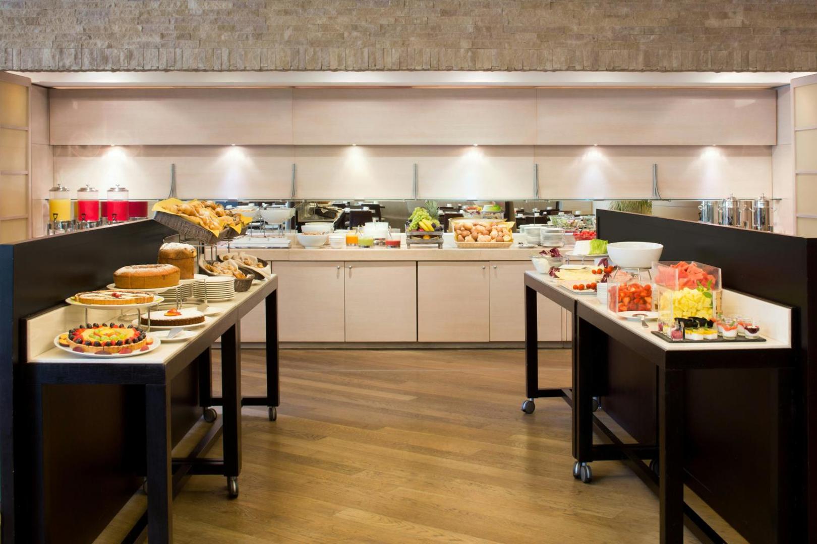 Starhotels Grand Milan