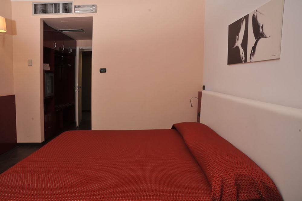 Mediterraneo Hotel Motel