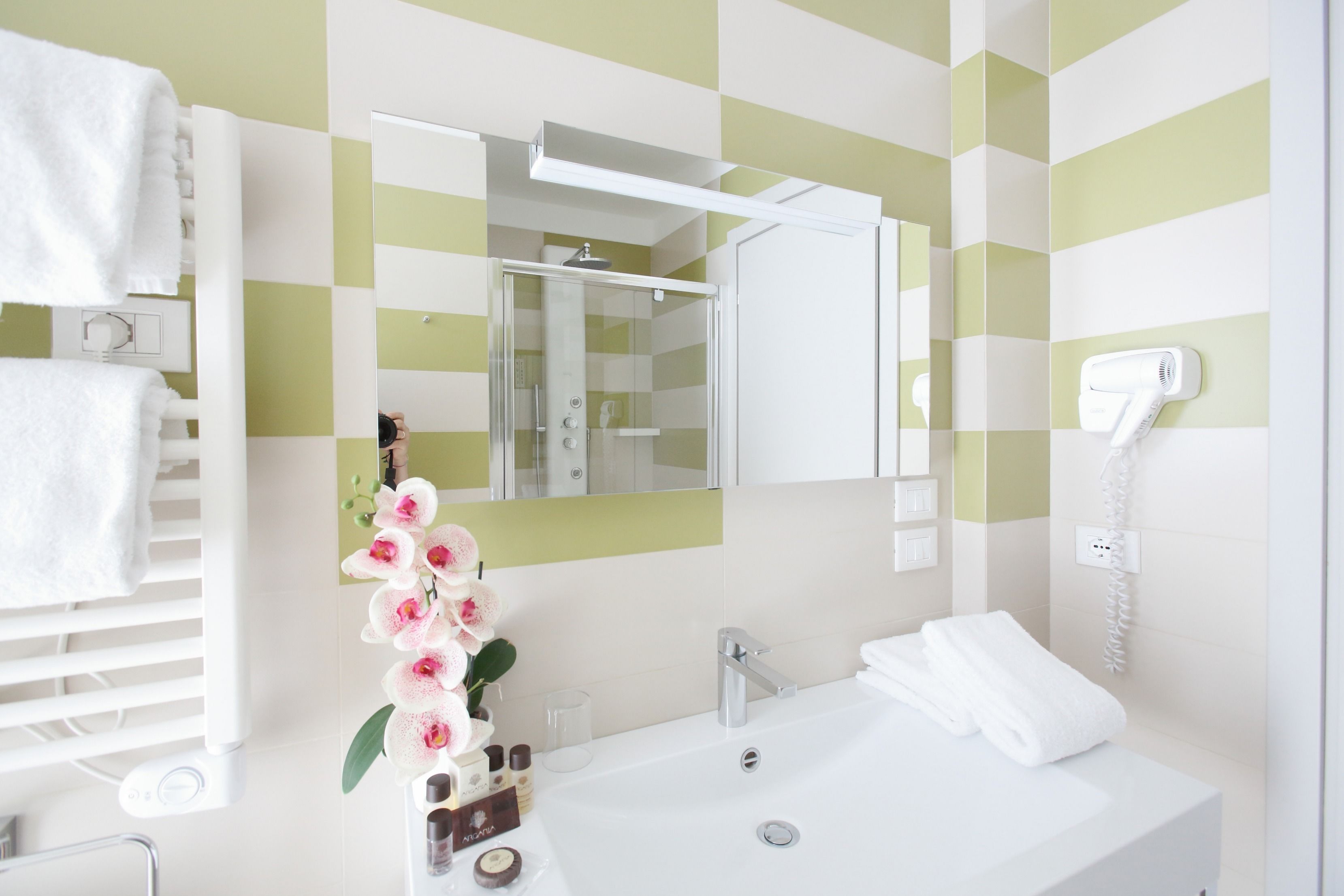 Privilege Apartments & Suites