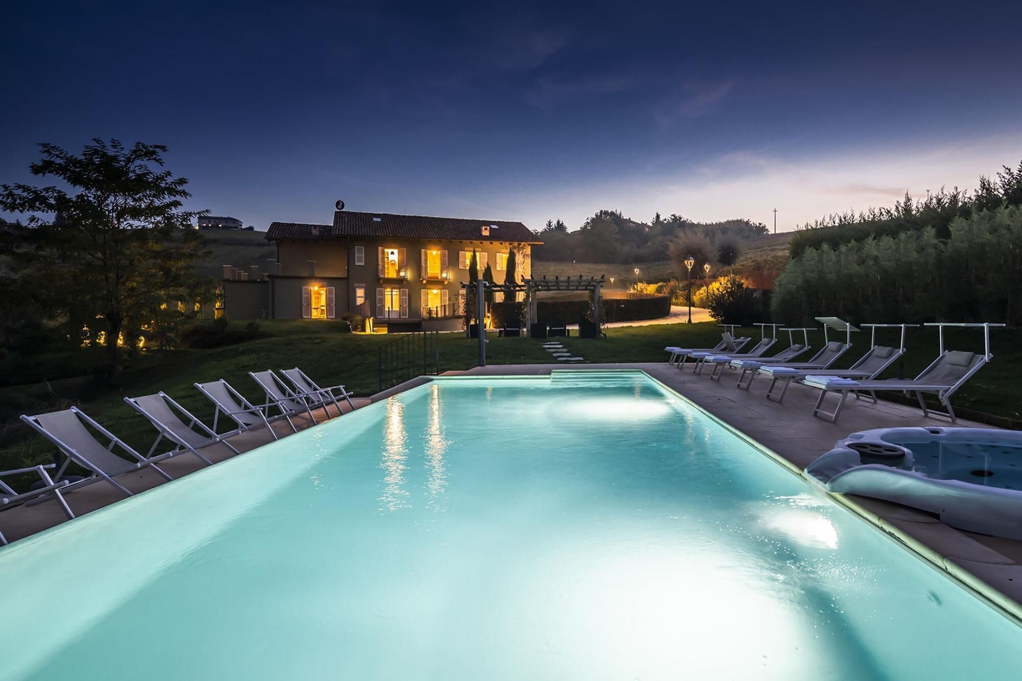 Casale Dell'acero Rosso 10 Emma Villas