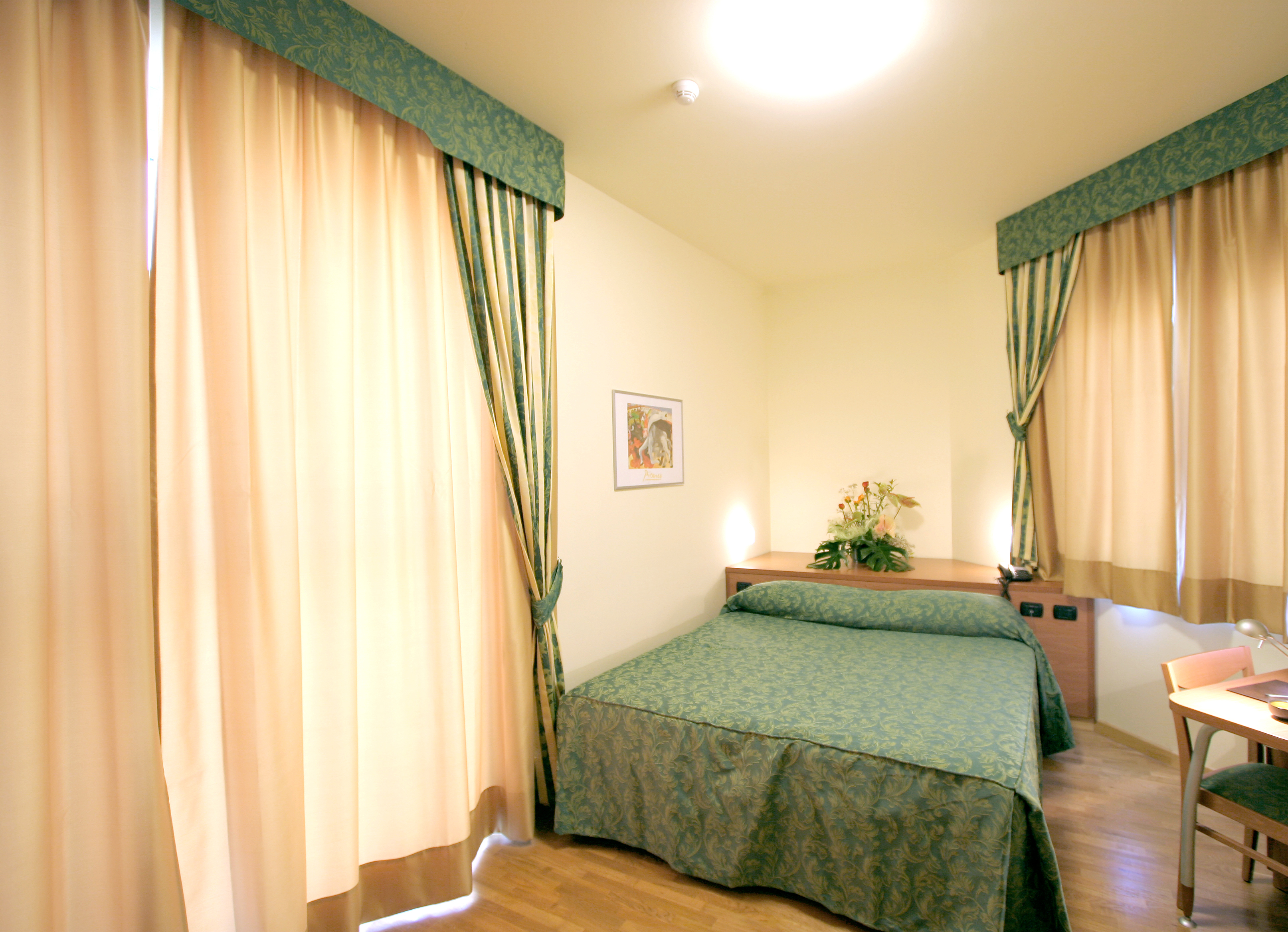 Dama Hotel