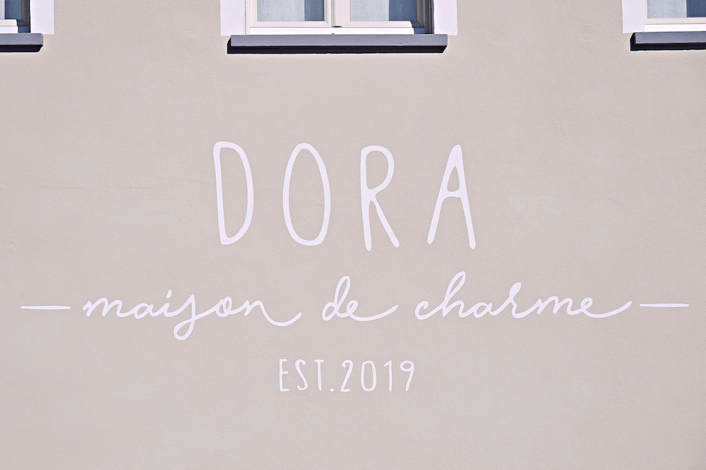 Dora Maison De Charme