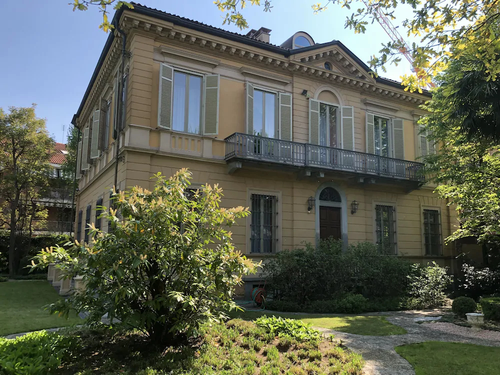 Schon Hotel