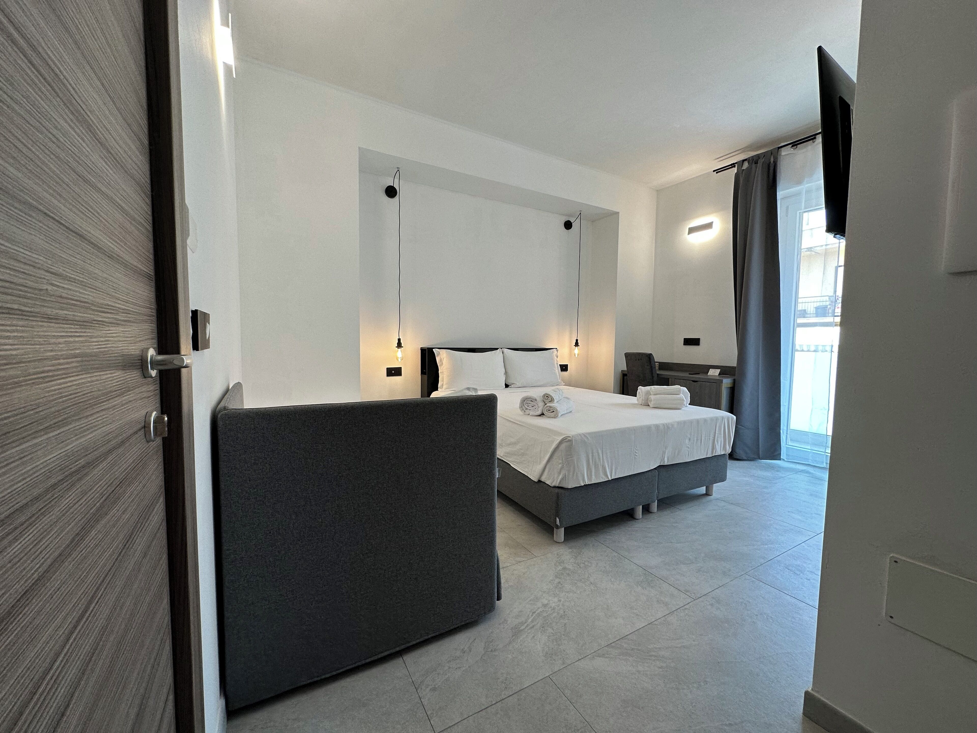 Dolmen Guest House