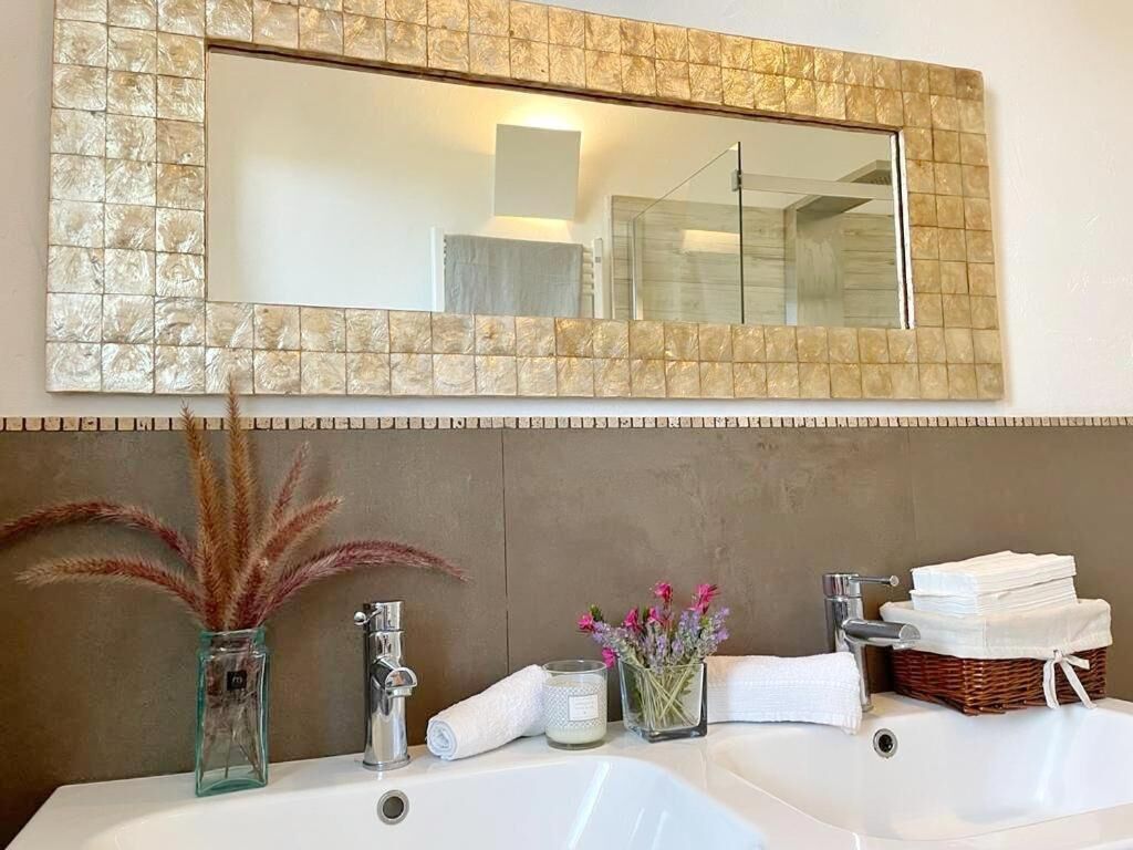 Is Cheas Boutique Hotel