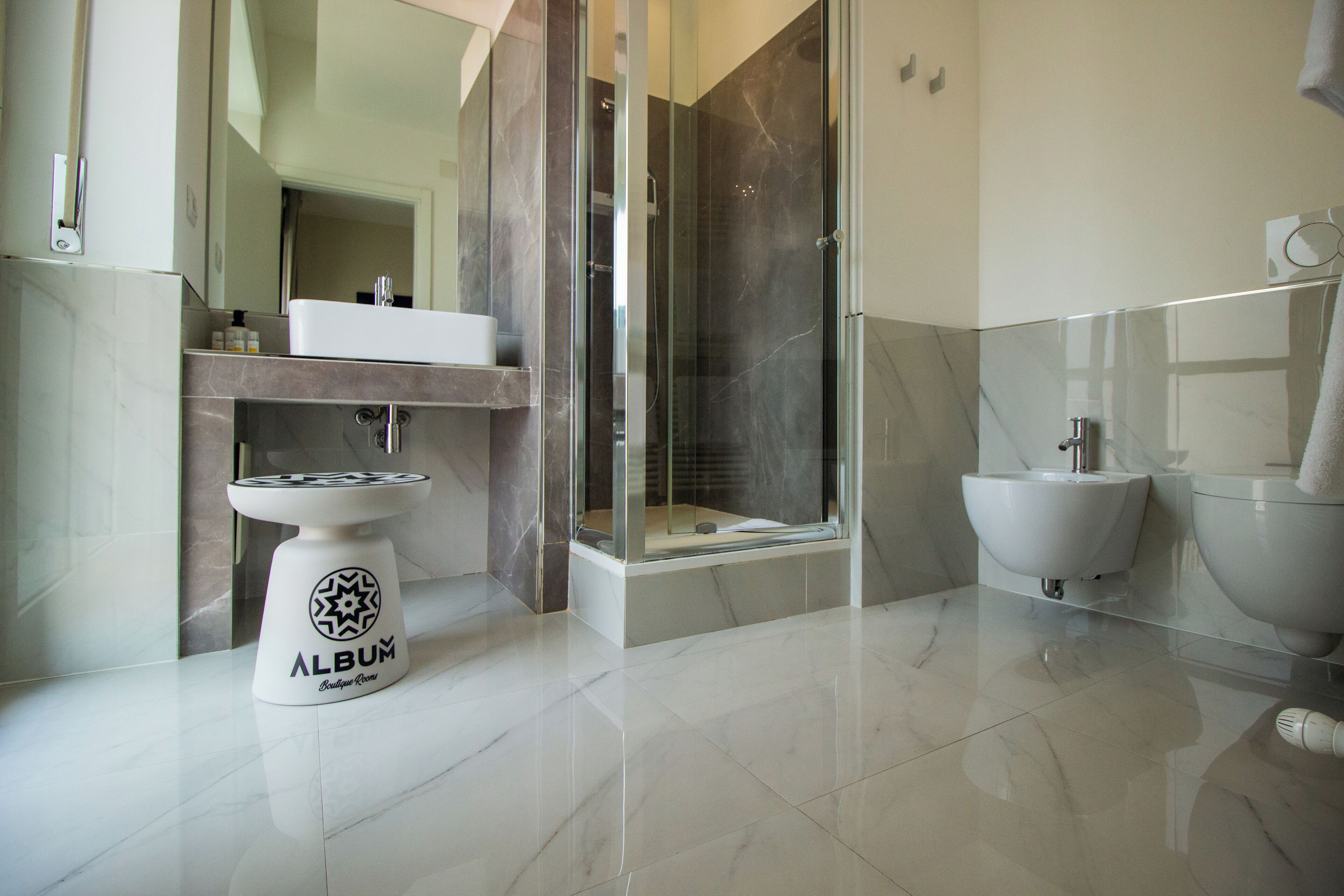 Album Boutique Rooms