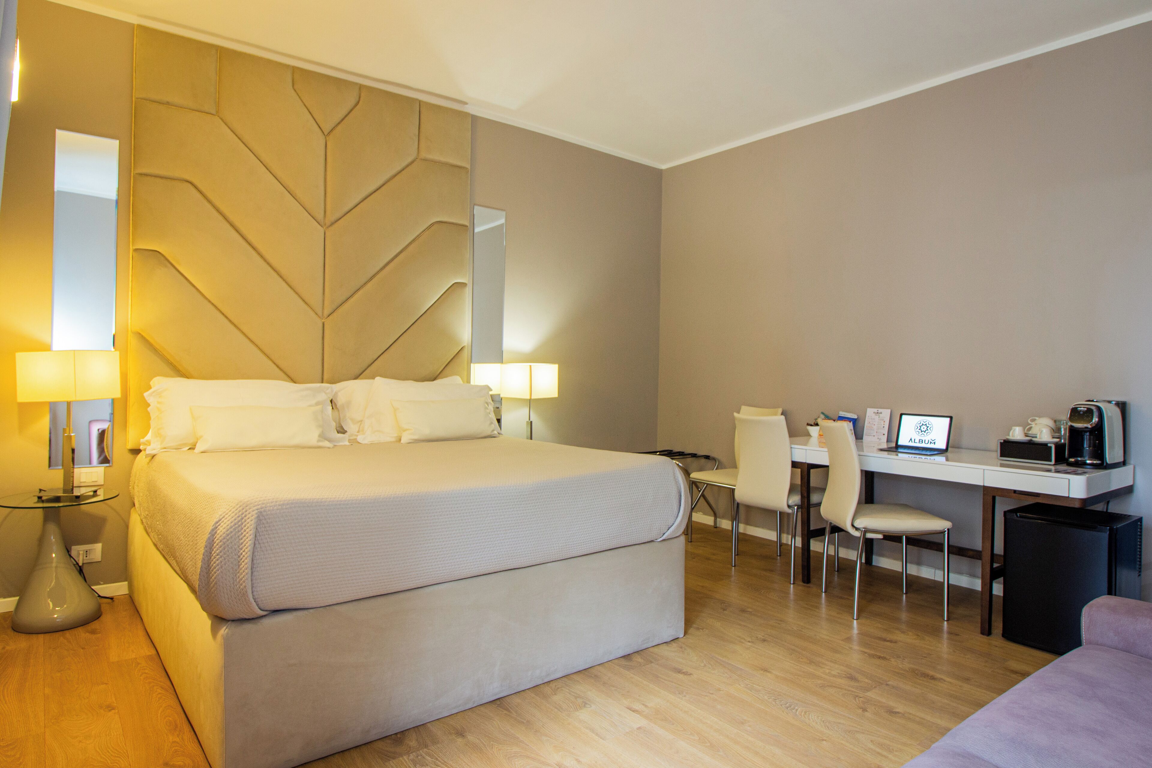 Album Boutique Rooms