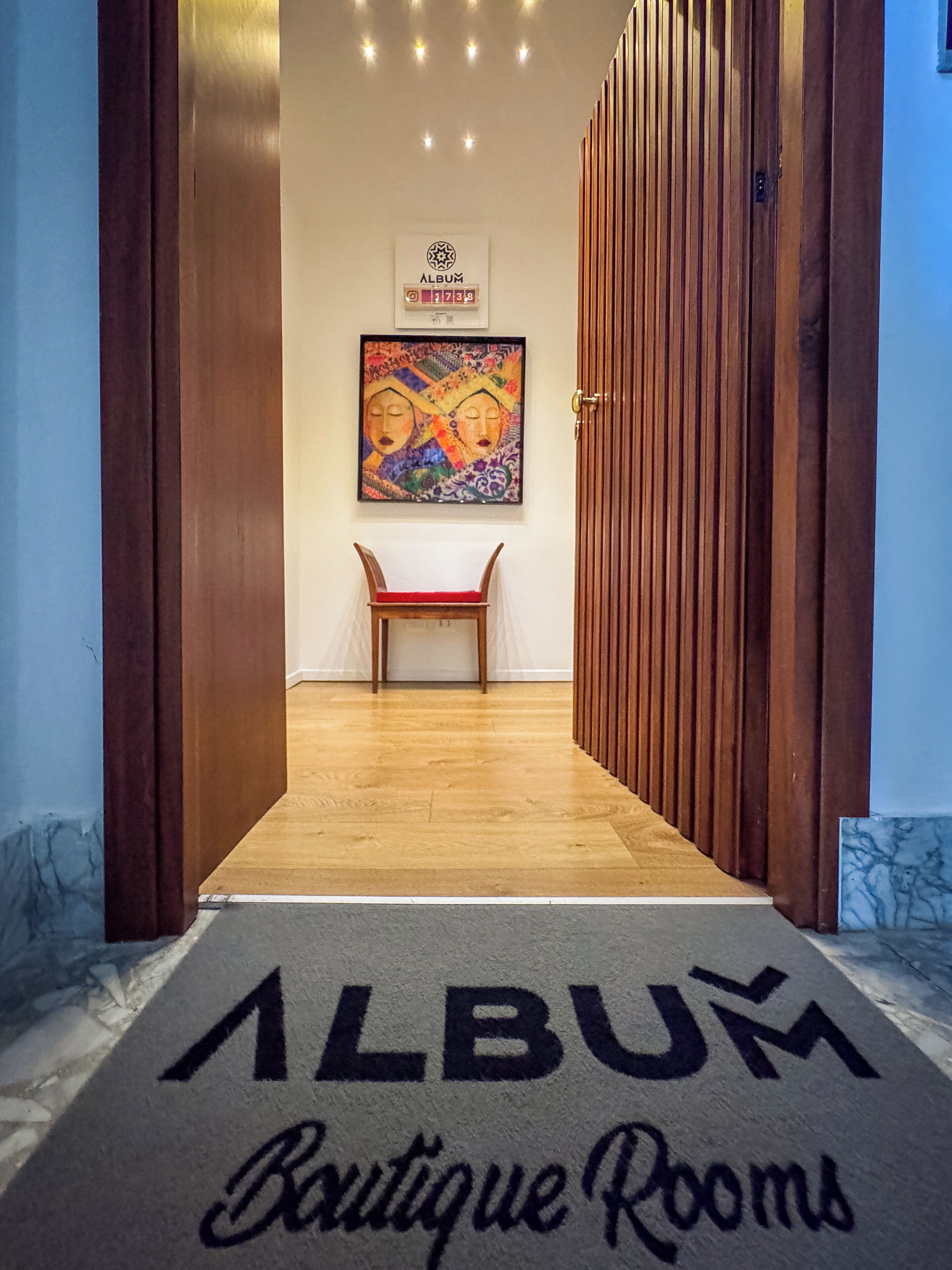 Album Boutique Rooms