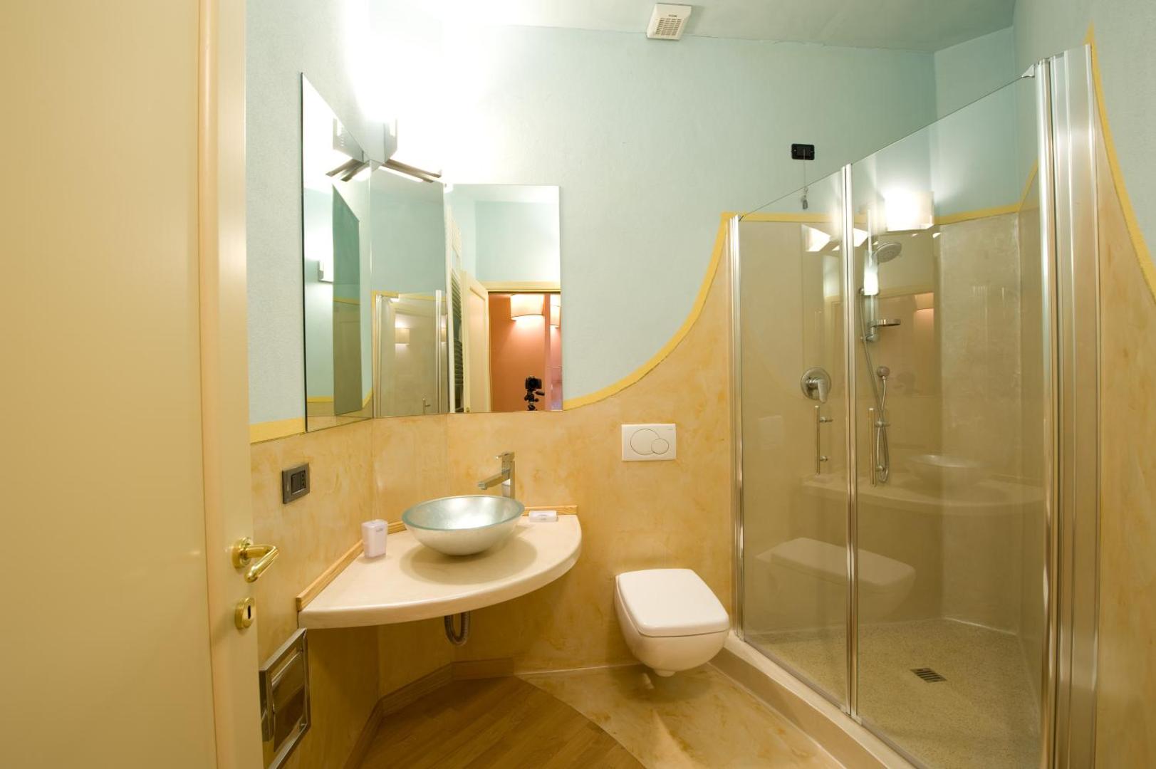 Piazza Azuni 18 Guest House