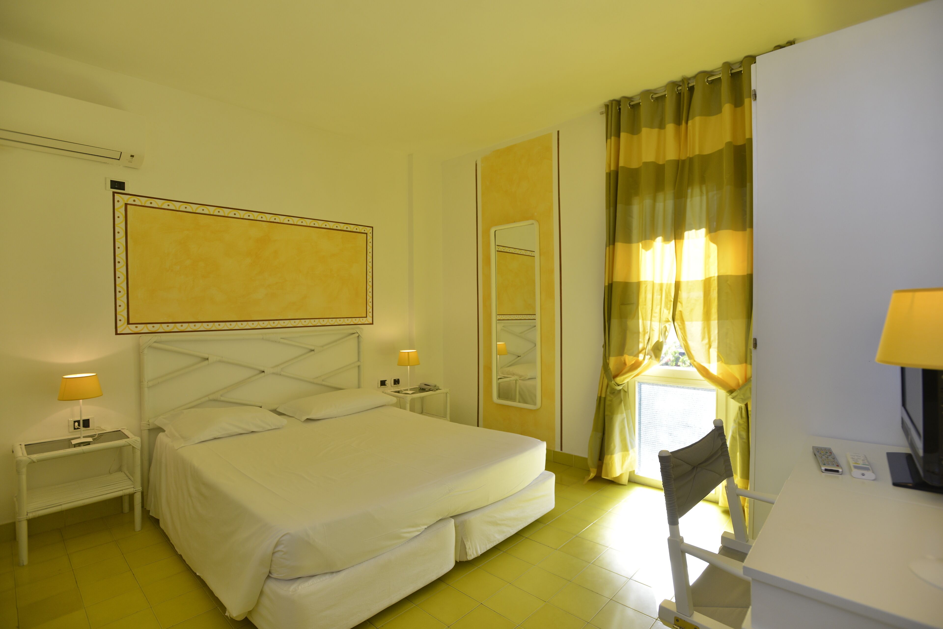 UNAHOTELS Club Ancora