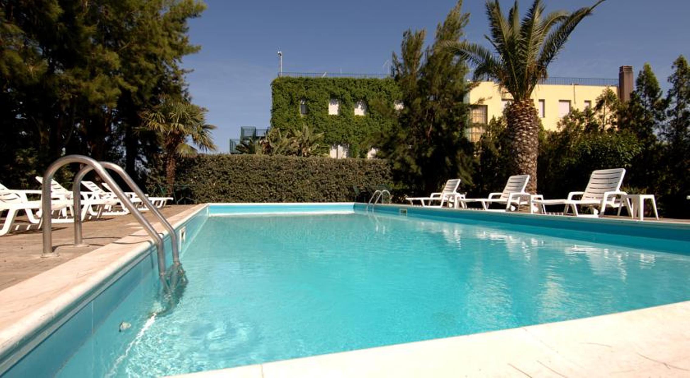 Eden Riviera