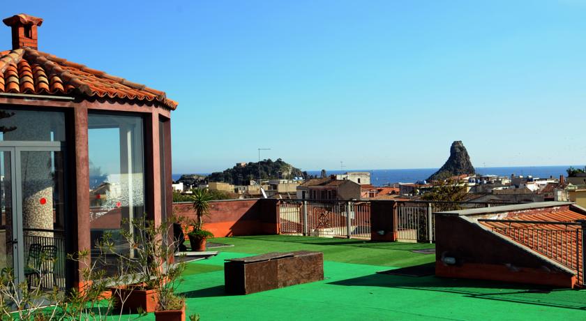 Marina Palace Hotel & Congress Hall