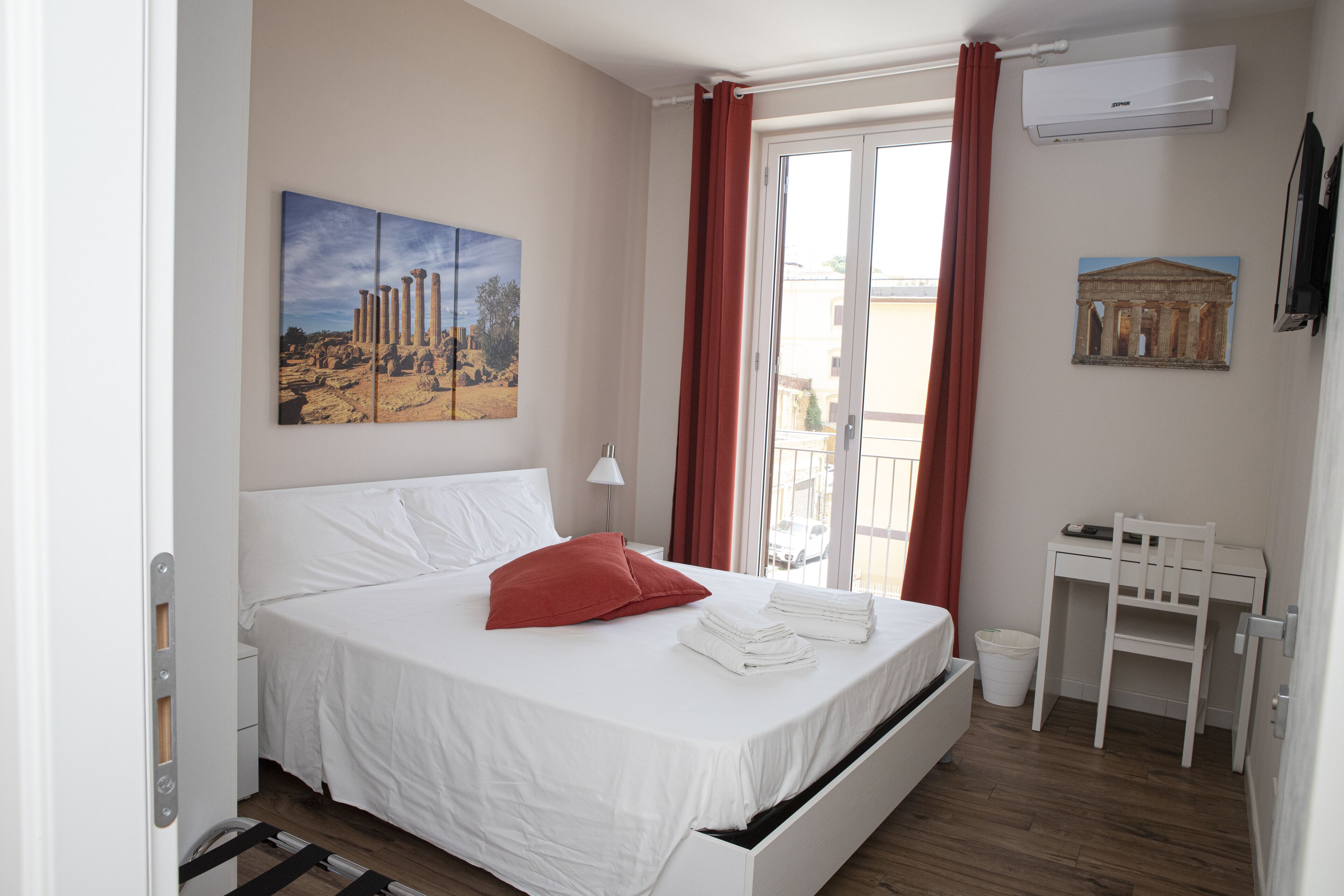 Esseneto Rooms