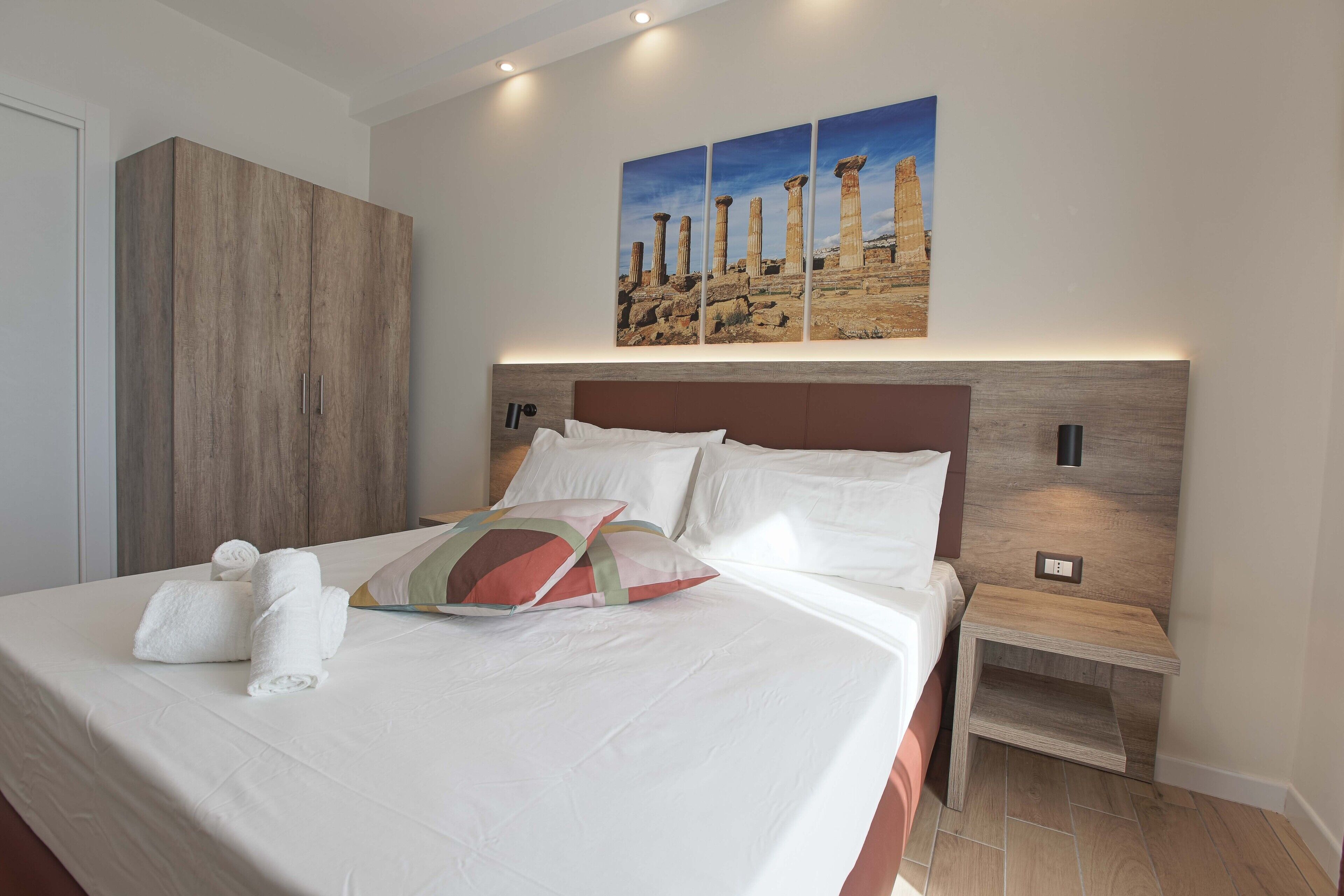 Esseneto Rooms