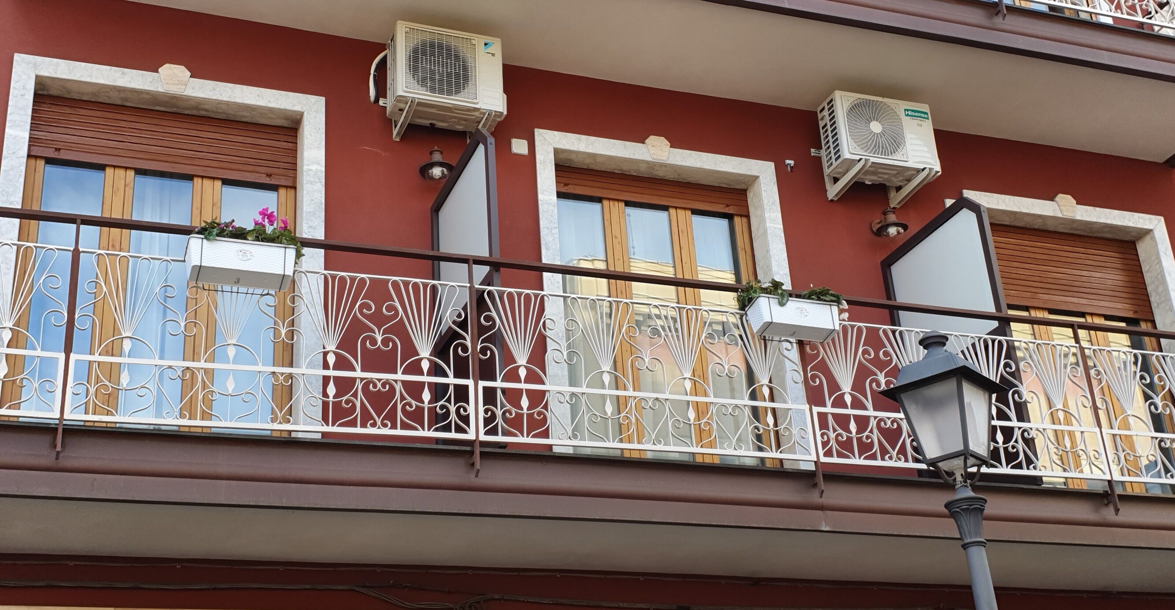 B&b Bcens La Citta Delle 100 Sculture