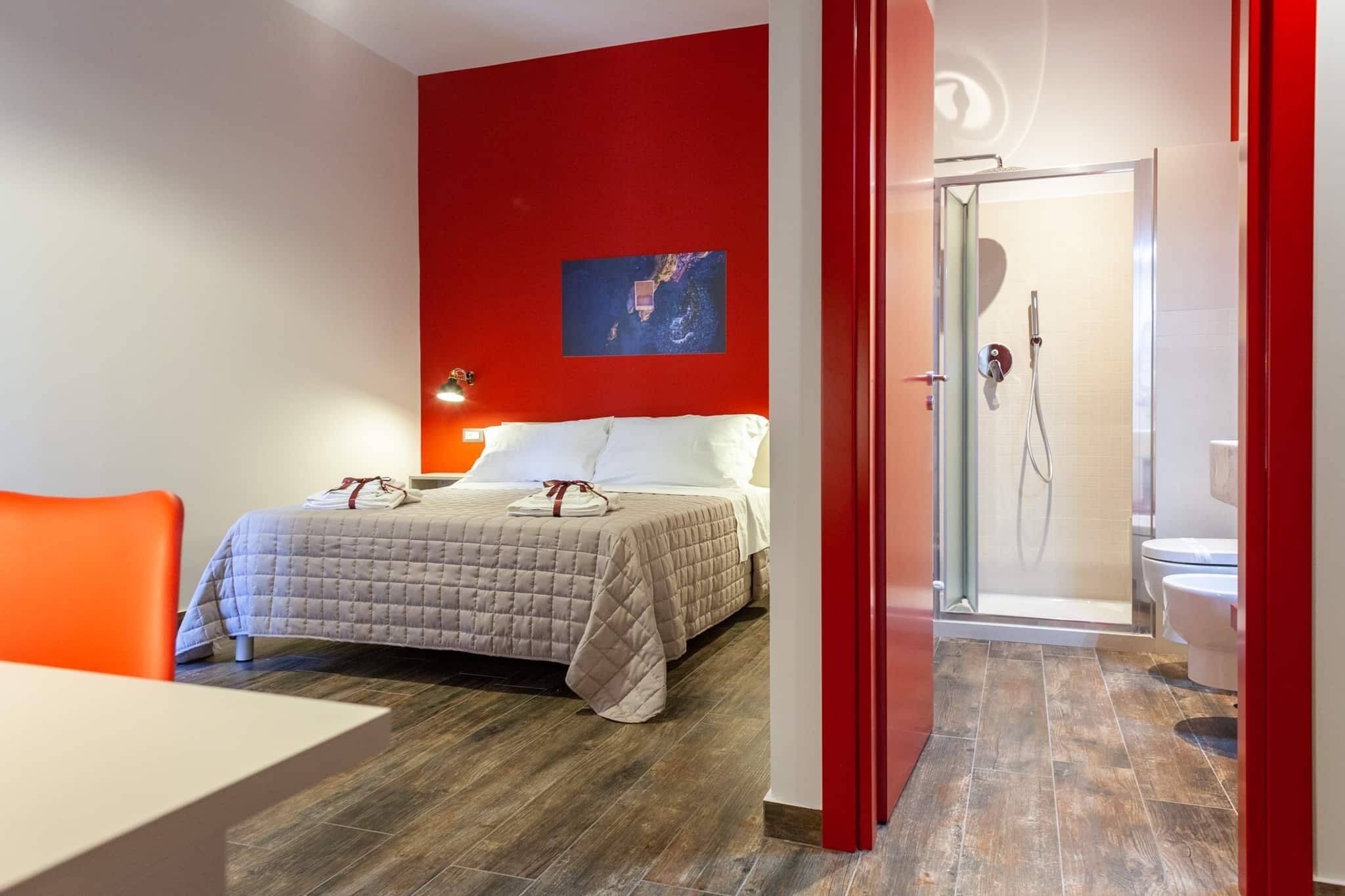 Five Rooms Brolo