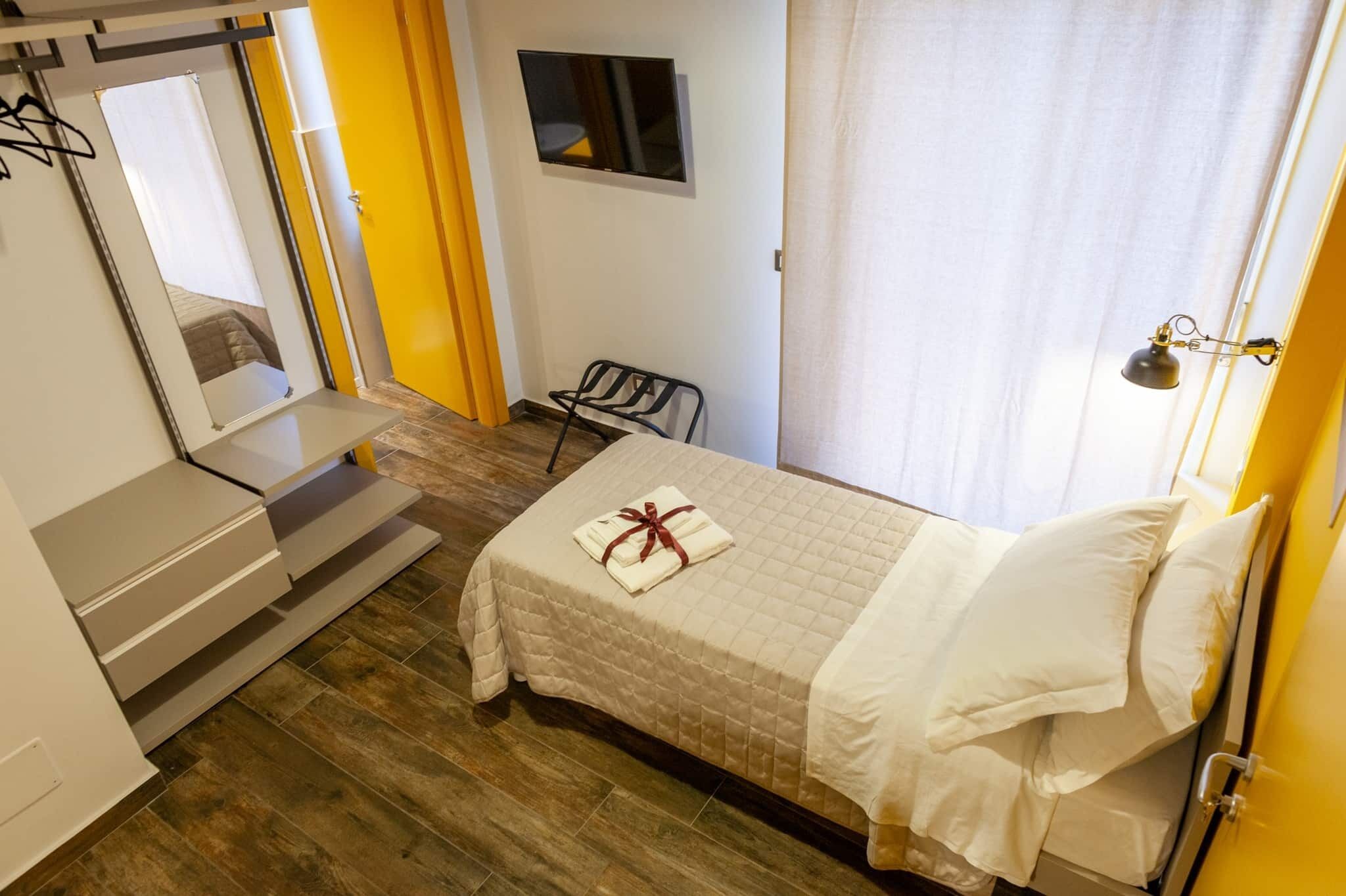 Five Rooms Brolo