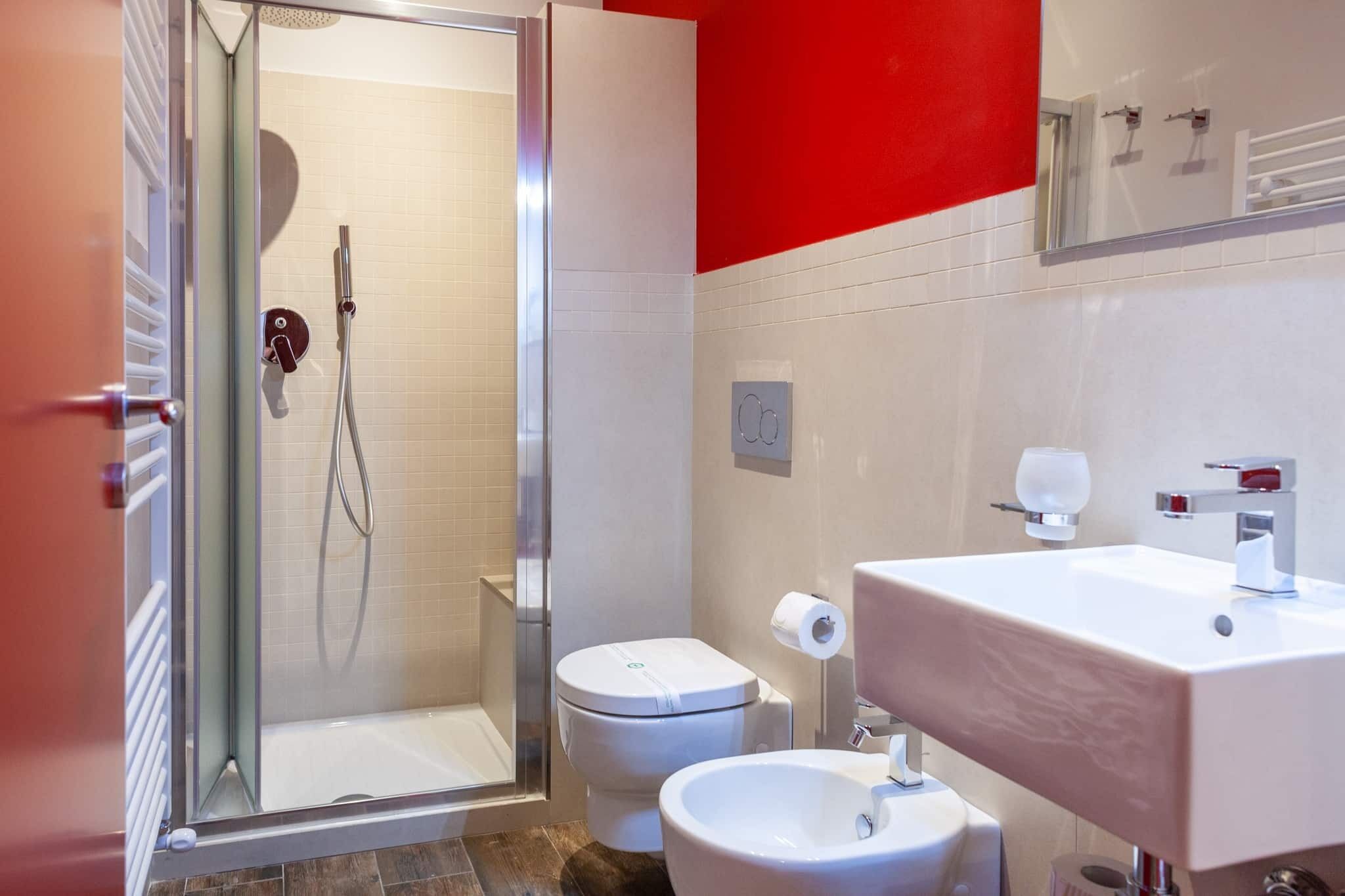 Five Rooms Brolo