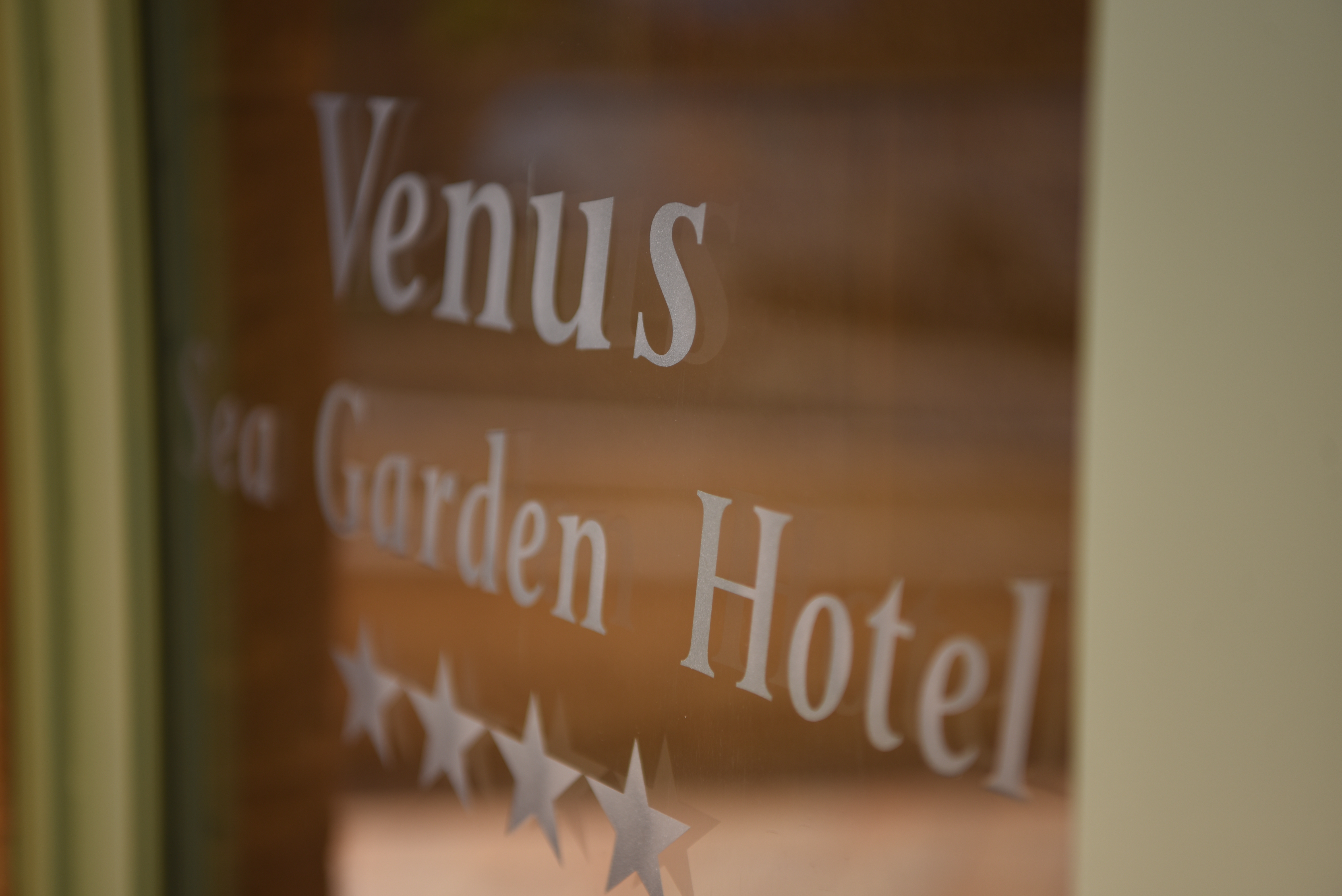 Venus Sea Garden